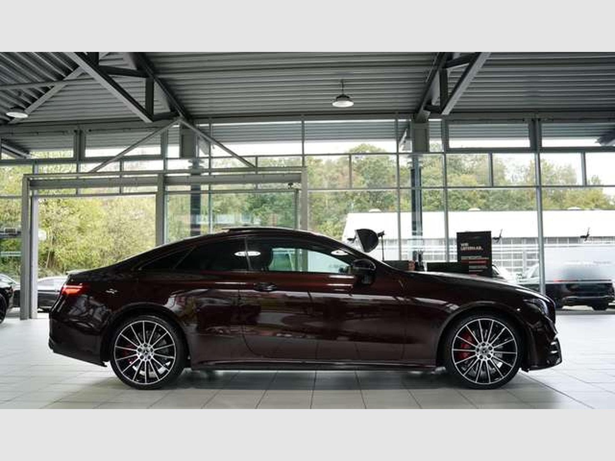 Mercedes E 450 4M Coupé AMG Line *20*BURM*H-UP*Pano*Wide (2018) - Photo 7