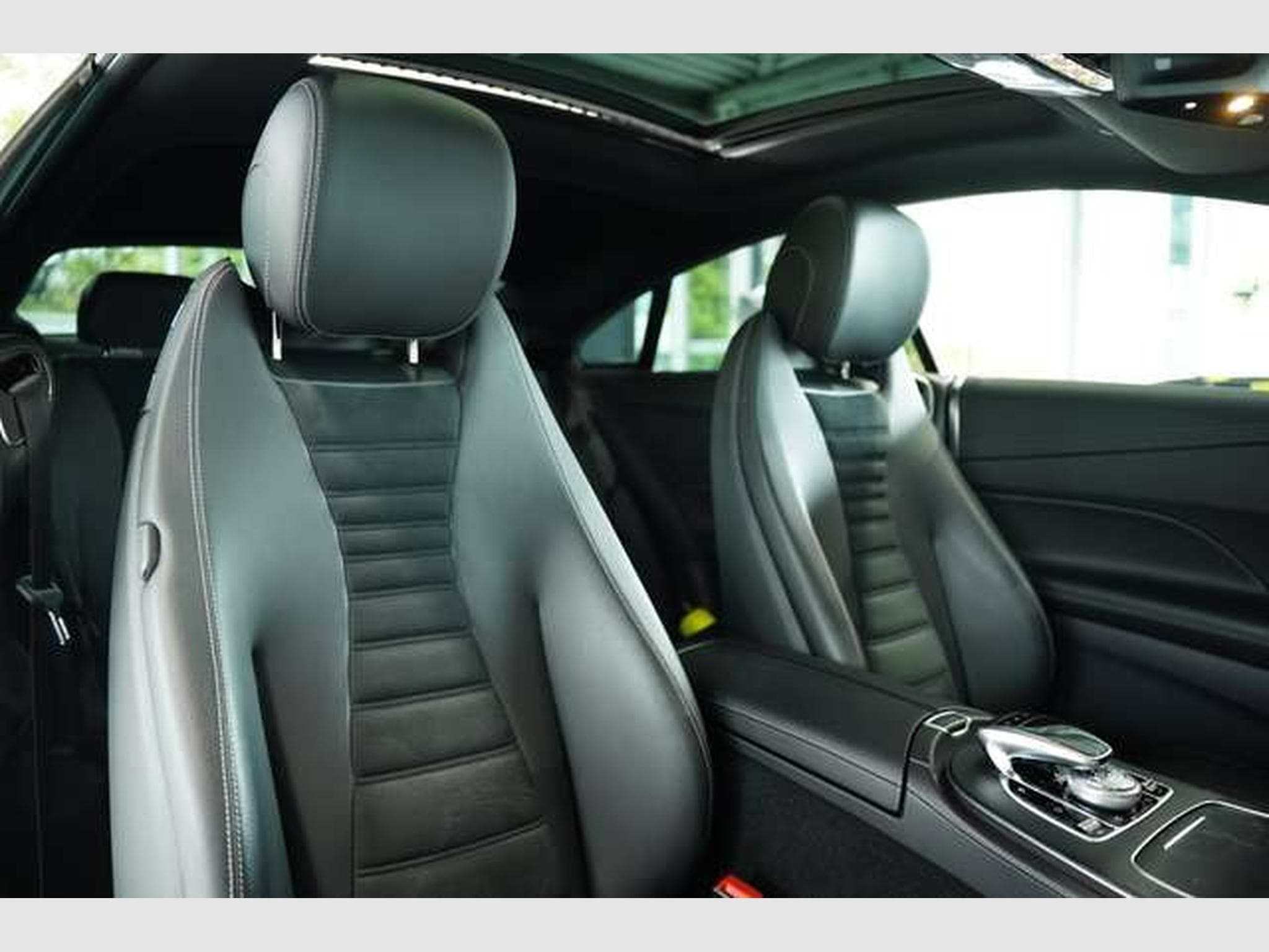 Mercedes E 450 4M Coupé AMG Line *20*BURM*H-UP*Pano*Wide (2018) - Photo 23