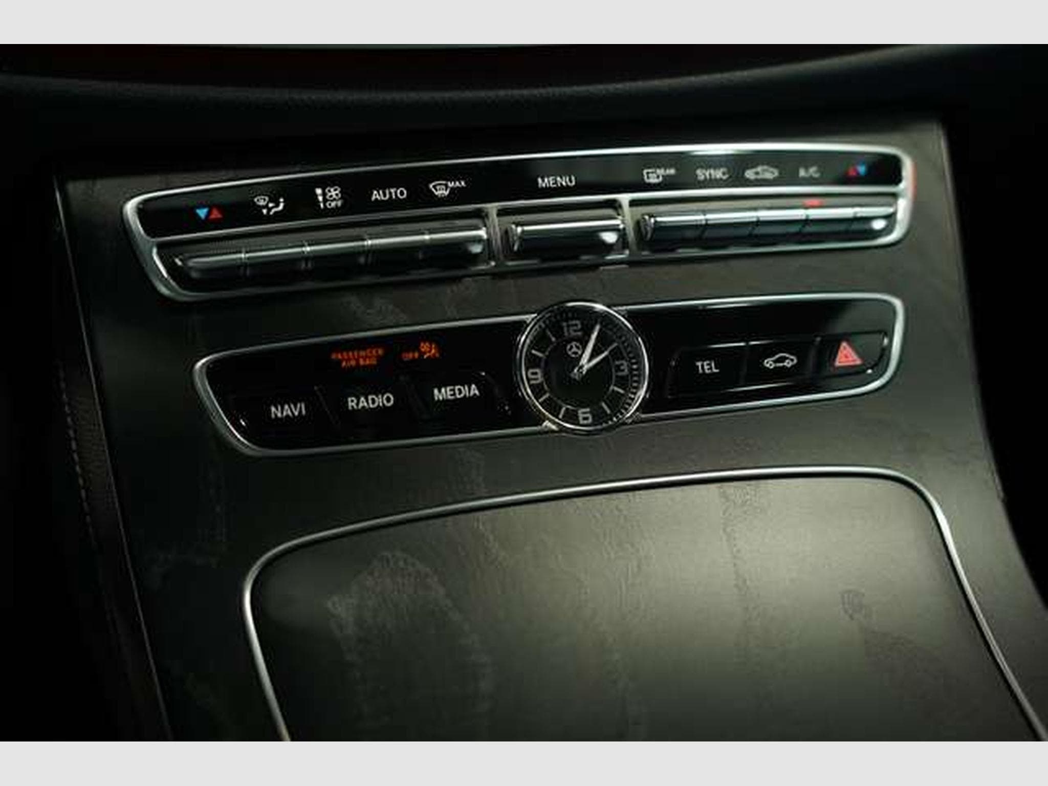 Mercedes E 450 4M Coupé AMG Line *20*BURM*H-UP*Pano*Wide (2018) - Photo 34