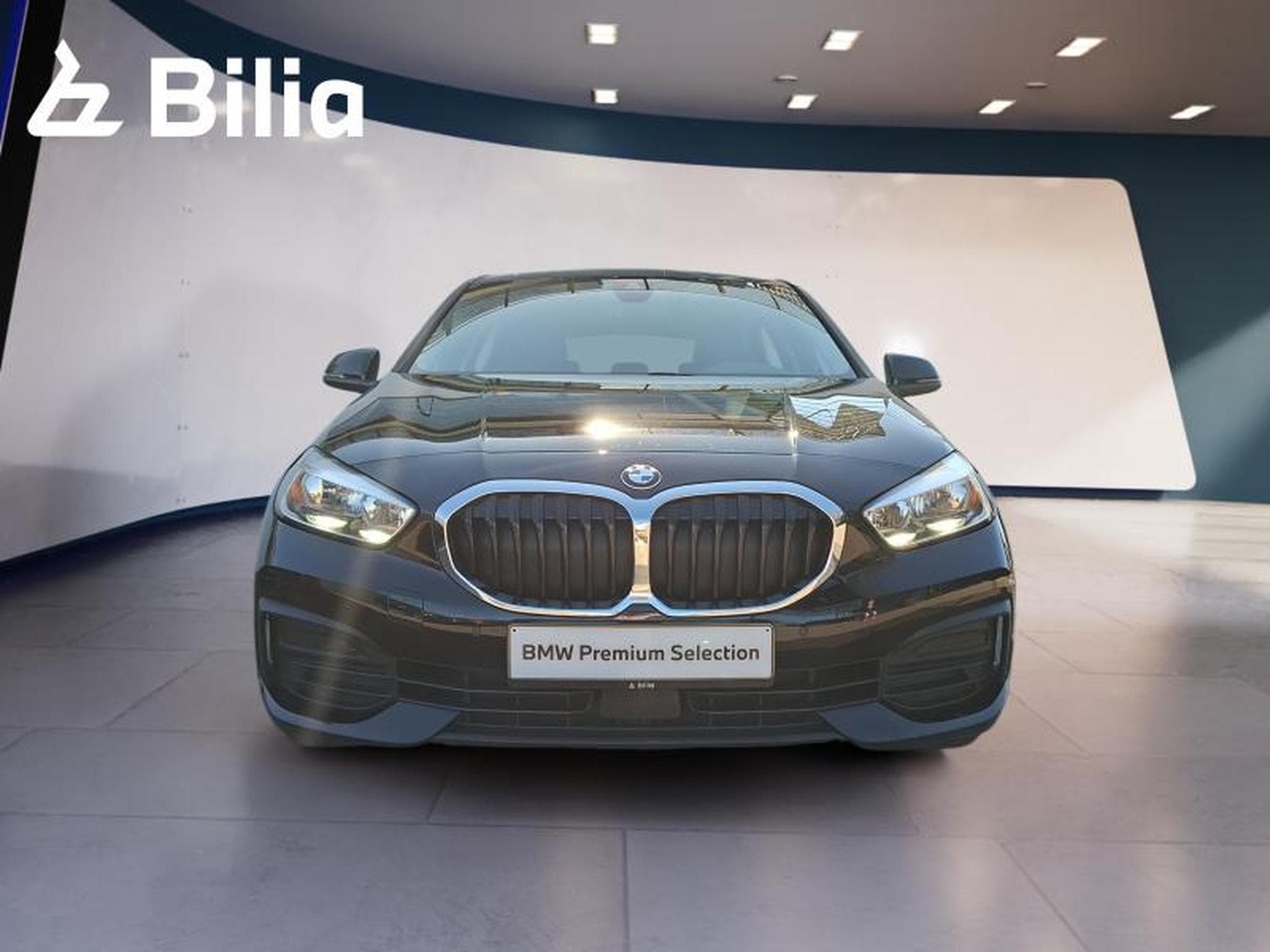 BMW 118 118d Hatch (2019) - Photo 2