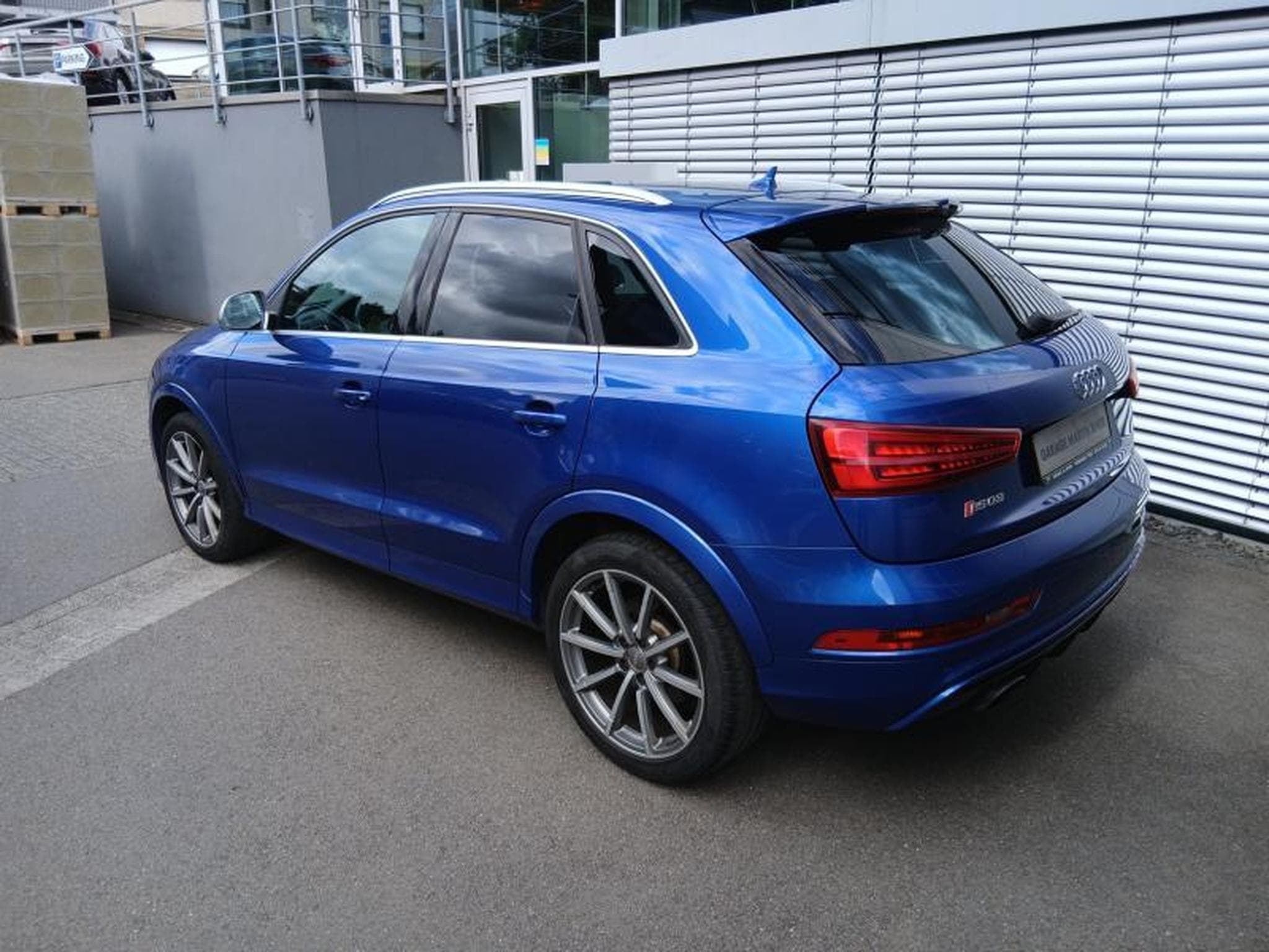 Audi RSQ3 2.5 TFSI quattro s-tronic (2015) - Photo 2