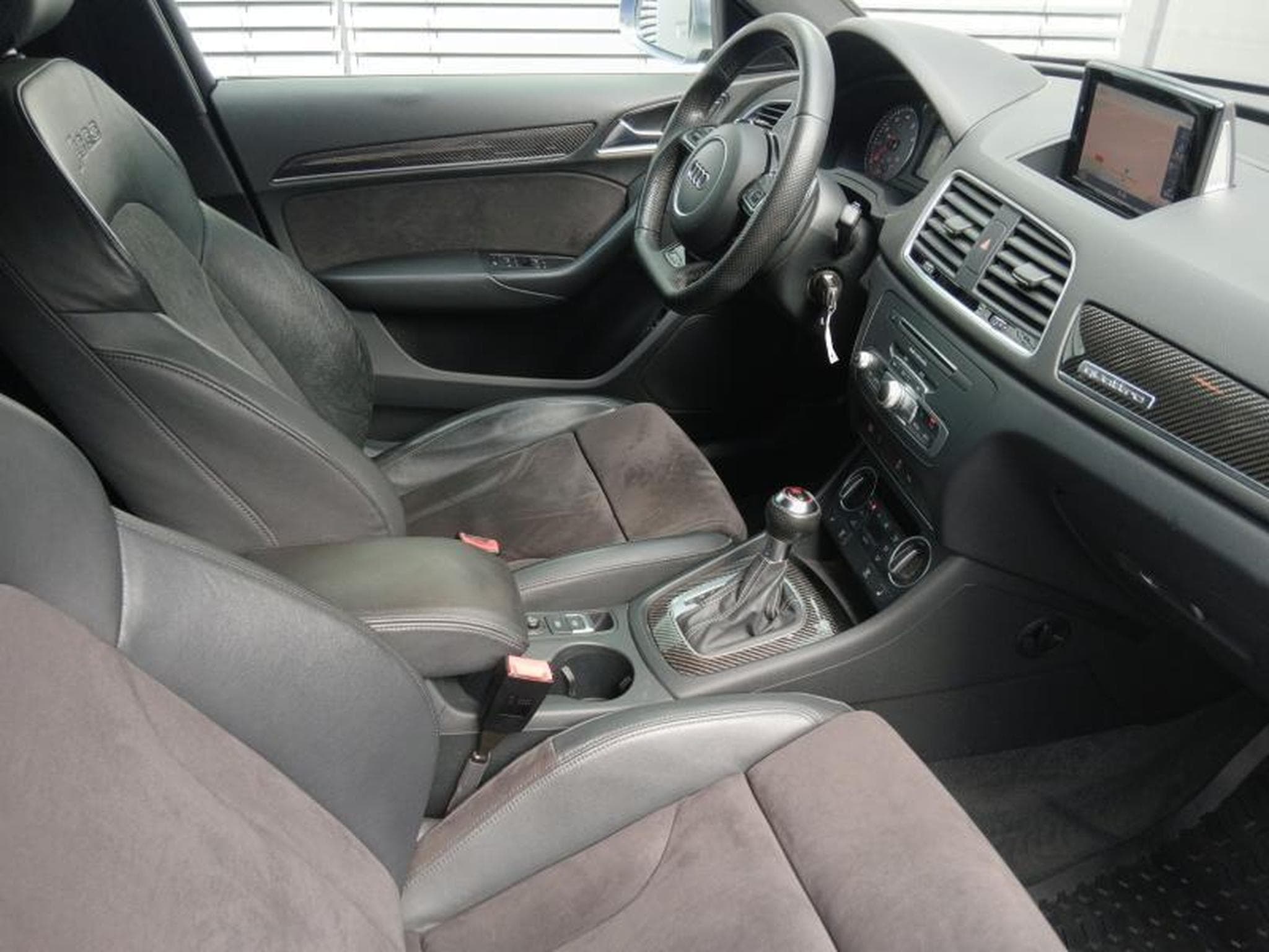 Audi RSQ3 2.5 TFSI quattro s-tronic (2015) - Photo 10