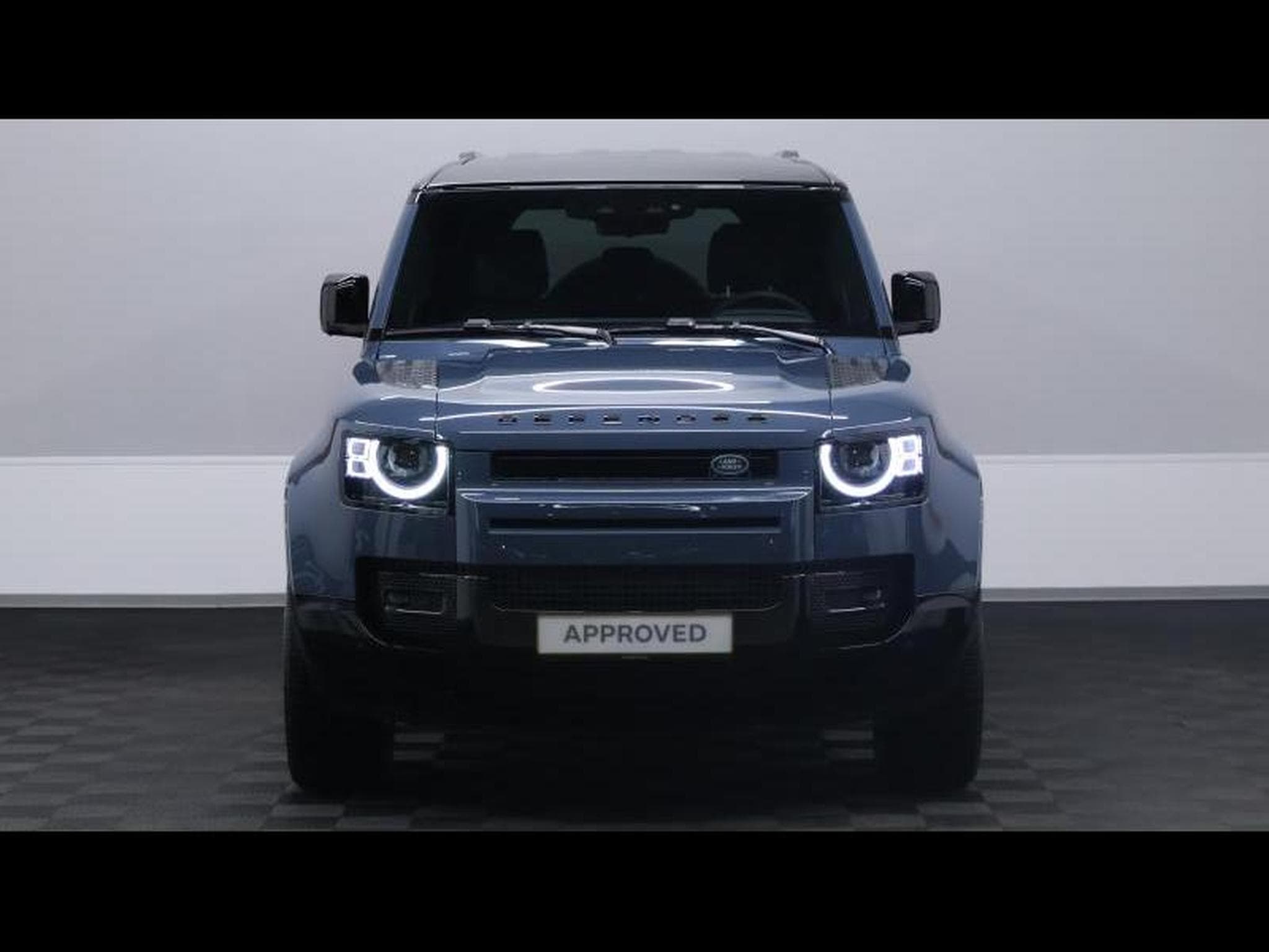 Land-Rover Defender 110 D200 X-Dynamic SE AWD Auto (2026) - Foto 2