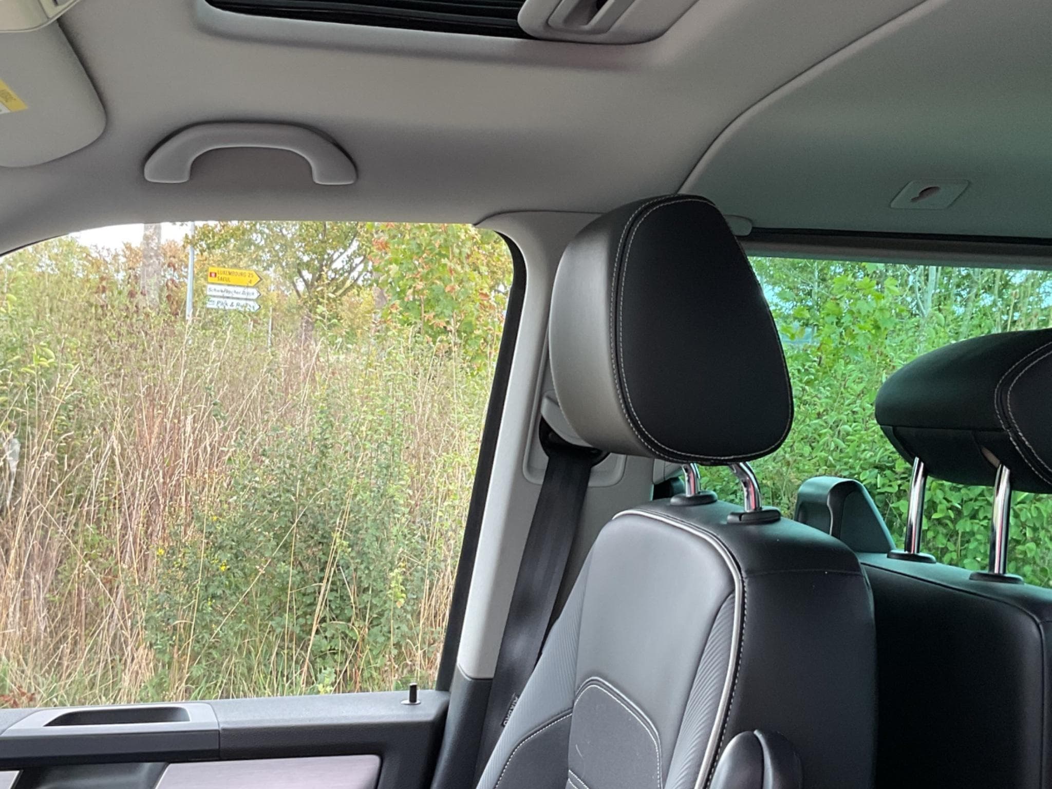 VW T6.1 Multivan Edition (2019) - Photo 6