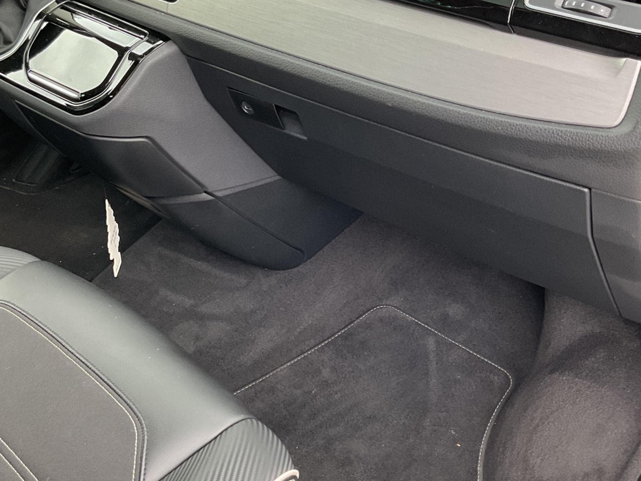 VW T6.1 Multivan Edition (2019) - Photo 9