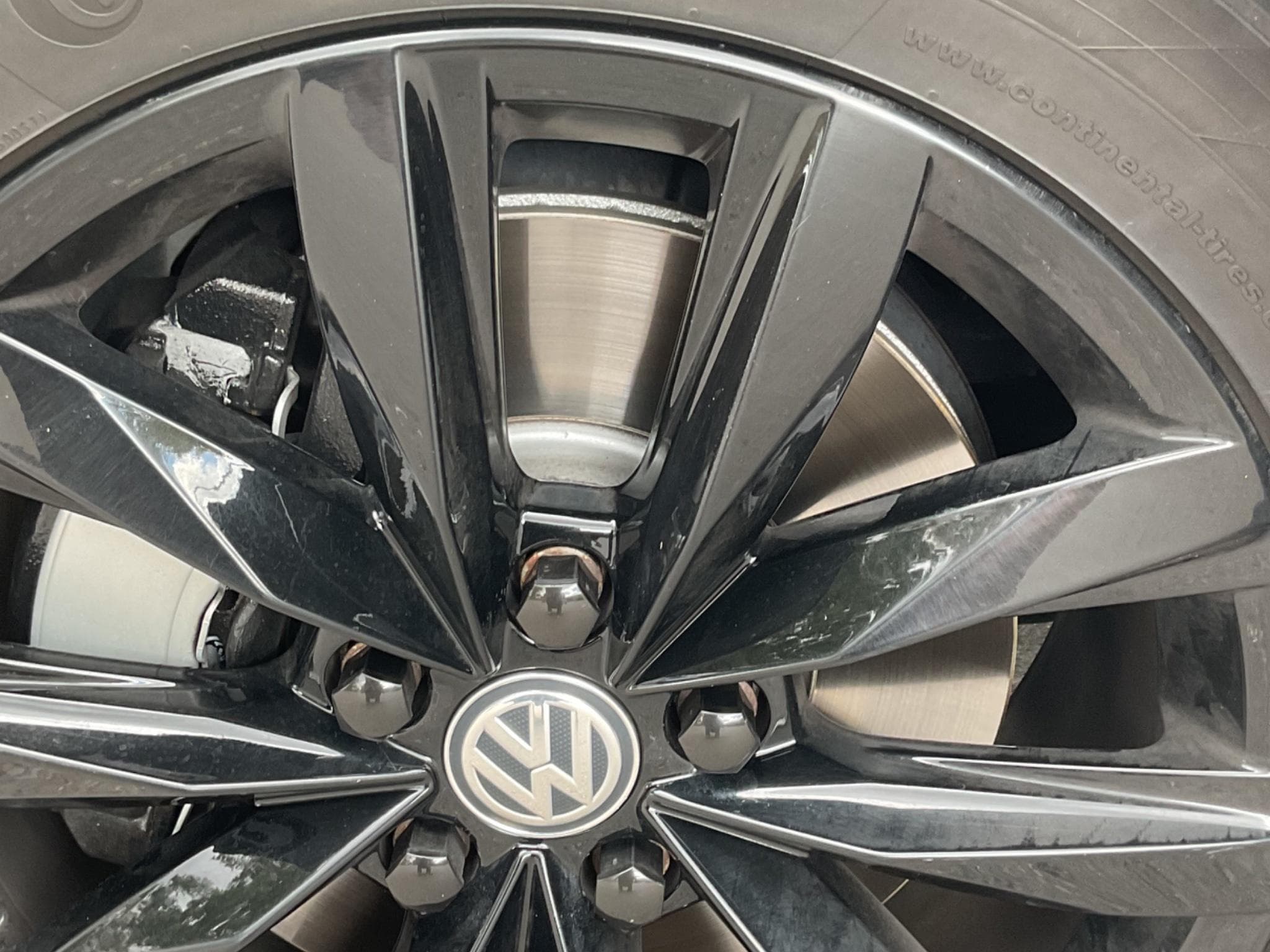 VW T6.1 Multivan Edition (2019) - Photo 14