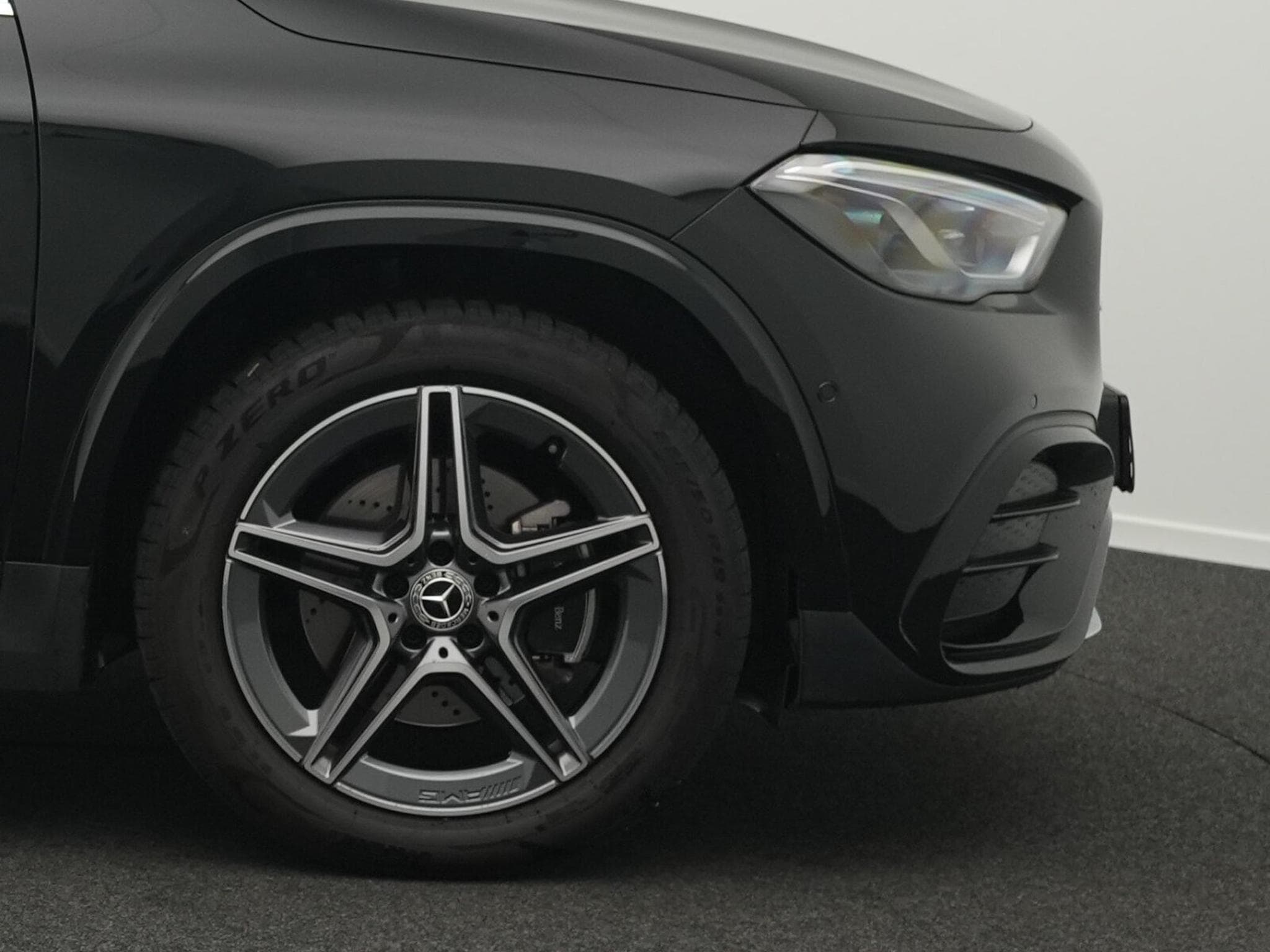 Mercedes GLA 200 d AMG-Line (2026) - Photo 8