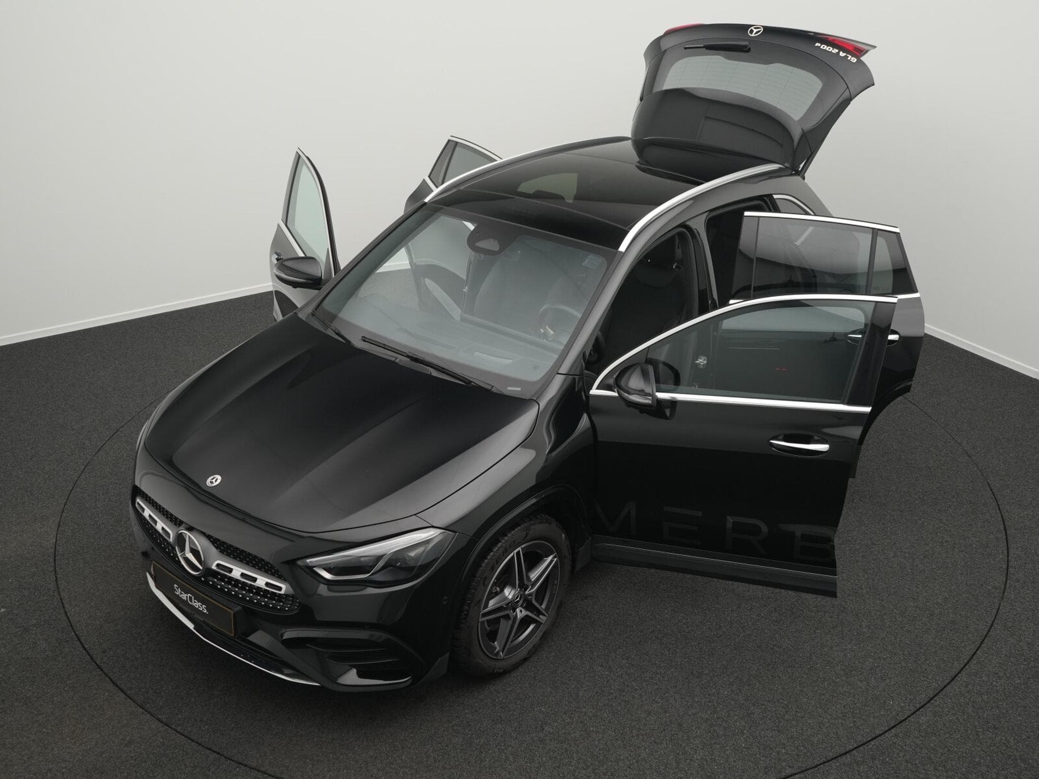 Mercedes GLA 200 d AMG-Line (2026) - Photo 14