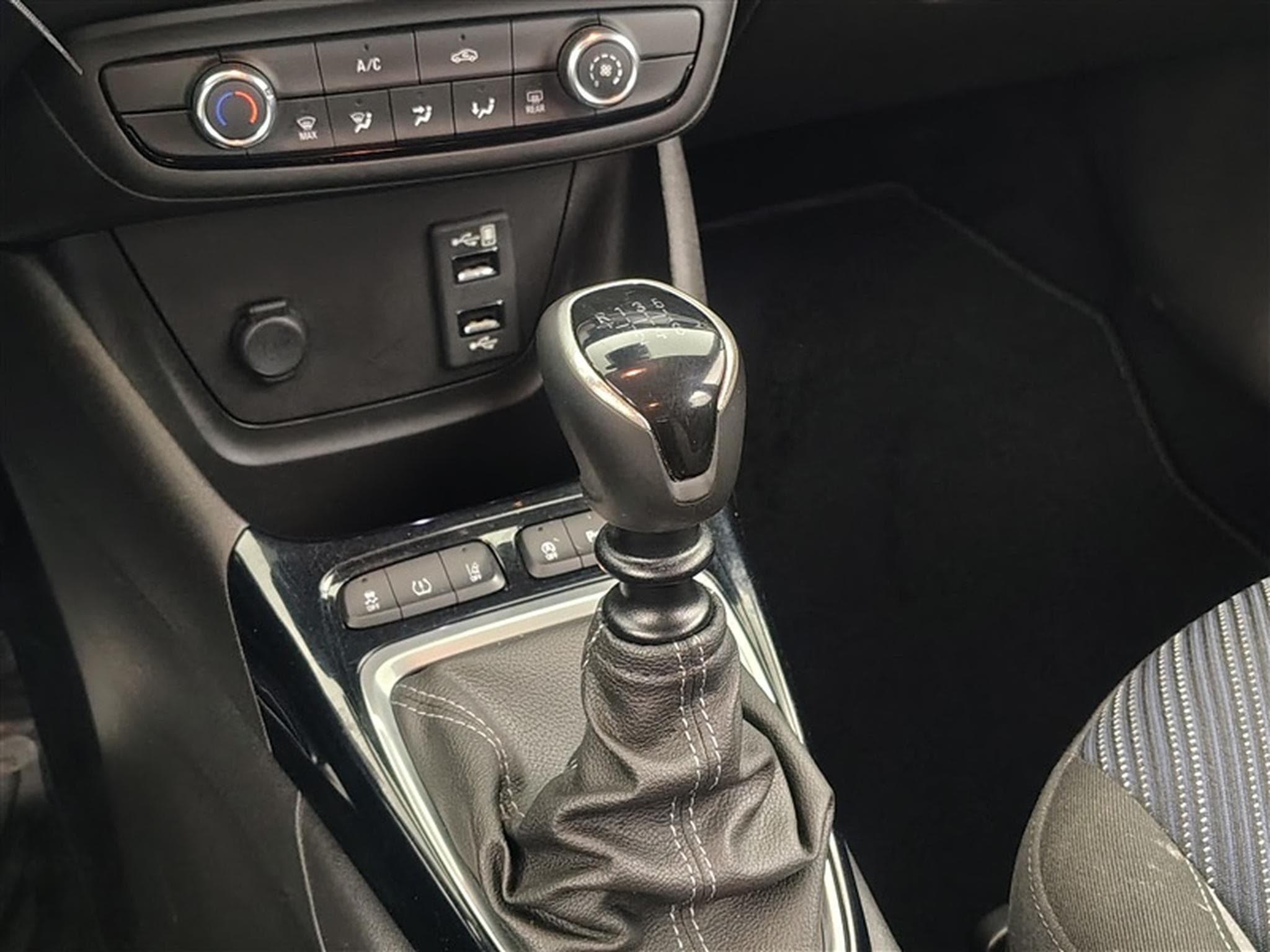 Opel Crossland 1.2 Turbo Edition Start/Stop (EU6.2) (2019) - Photo 12