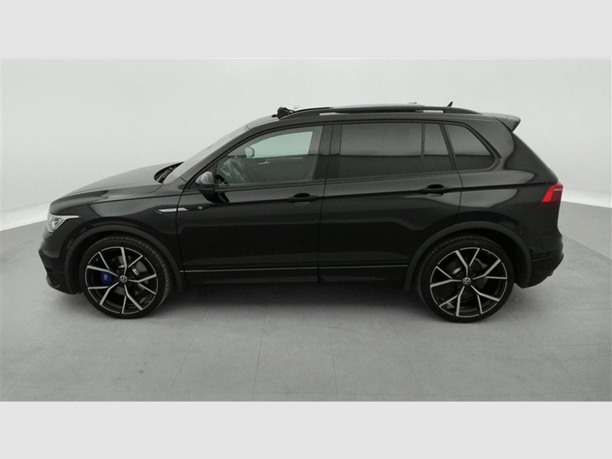 VW Tiguan R 2.0 TSI 4Motion OPF DSG (2023) - Photo 3