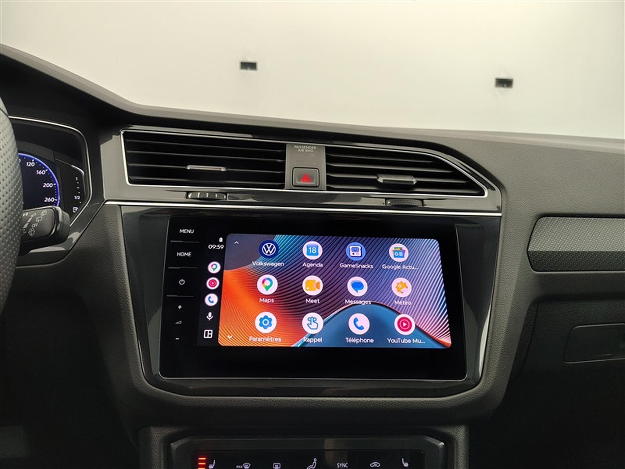 VW Tiguan R 2.0 TSI 4Motion OPF DSG (2023) - Photo 23