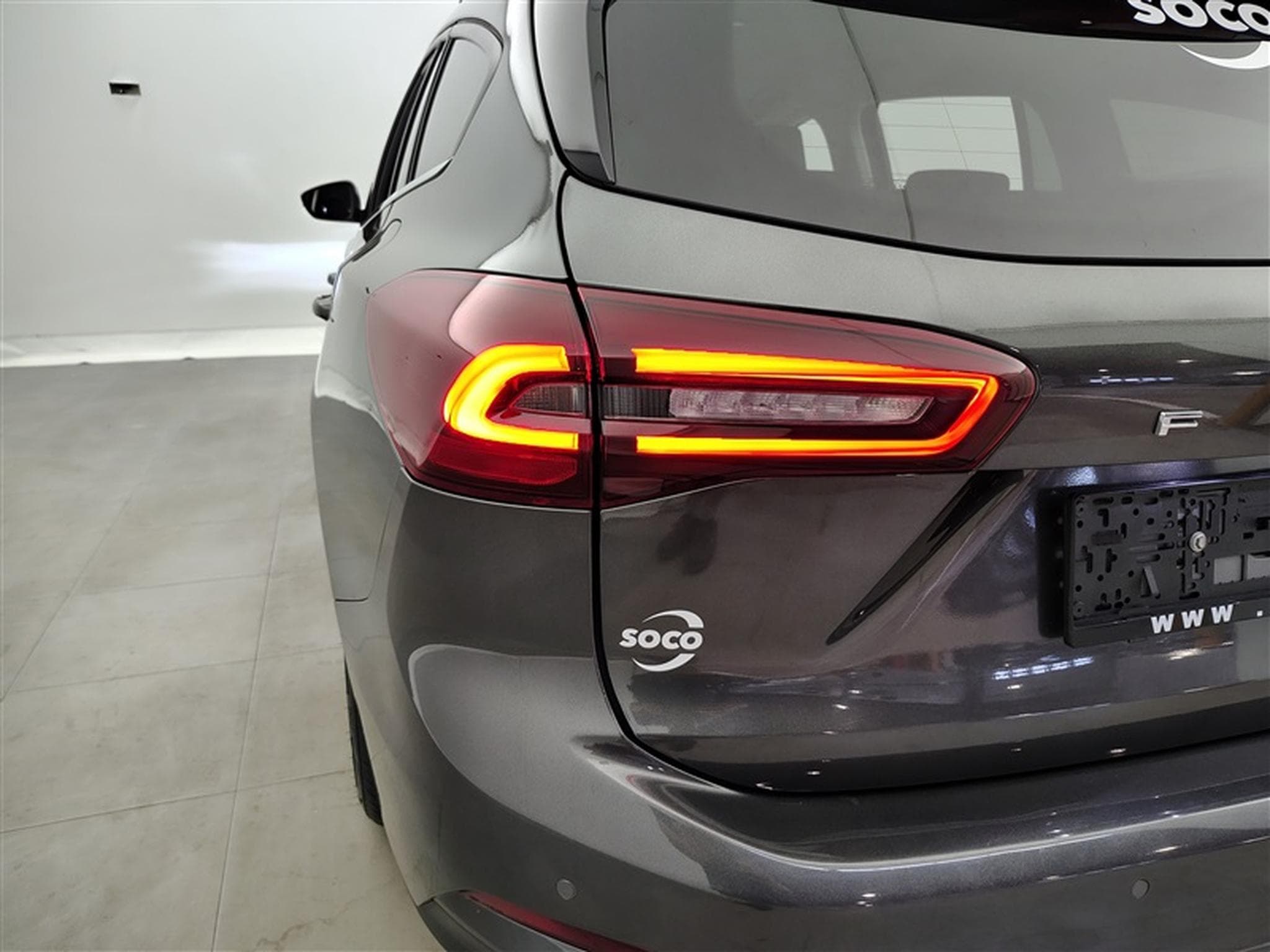 Ford Focus 1.0 EcoBoost 155Cv Titanium Navi / Led / PDC (2024) - Photo 16