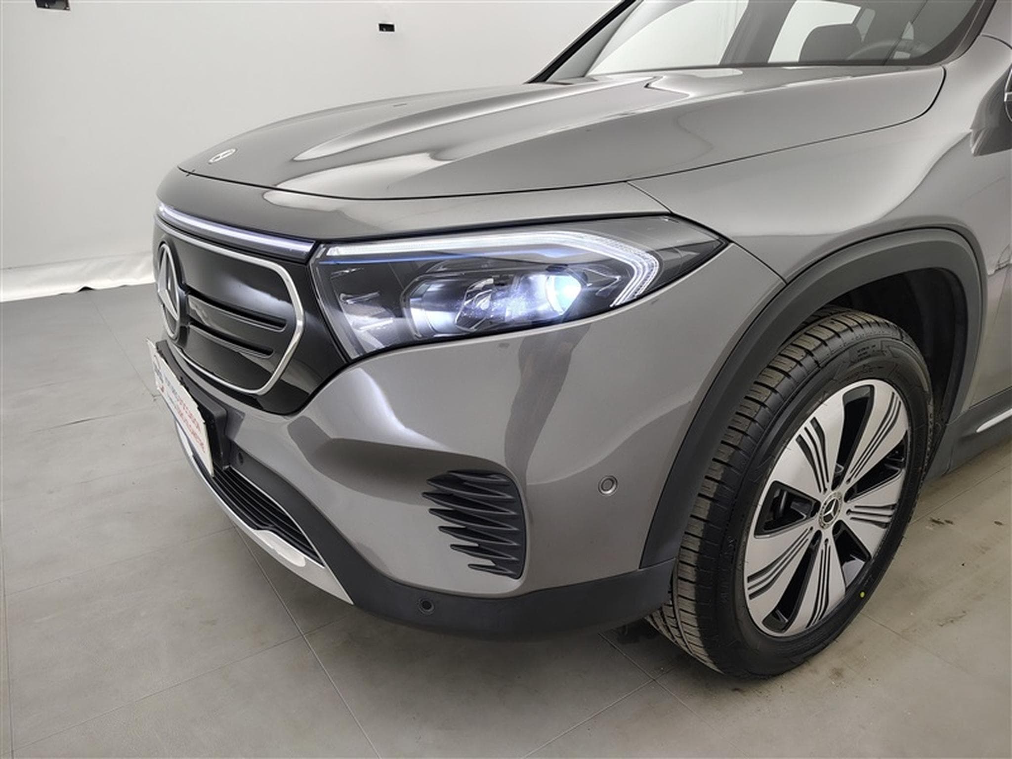 Mercedes EQB Business Line NAVI / FULL LED / S-CUIR (2023) - Photo 15