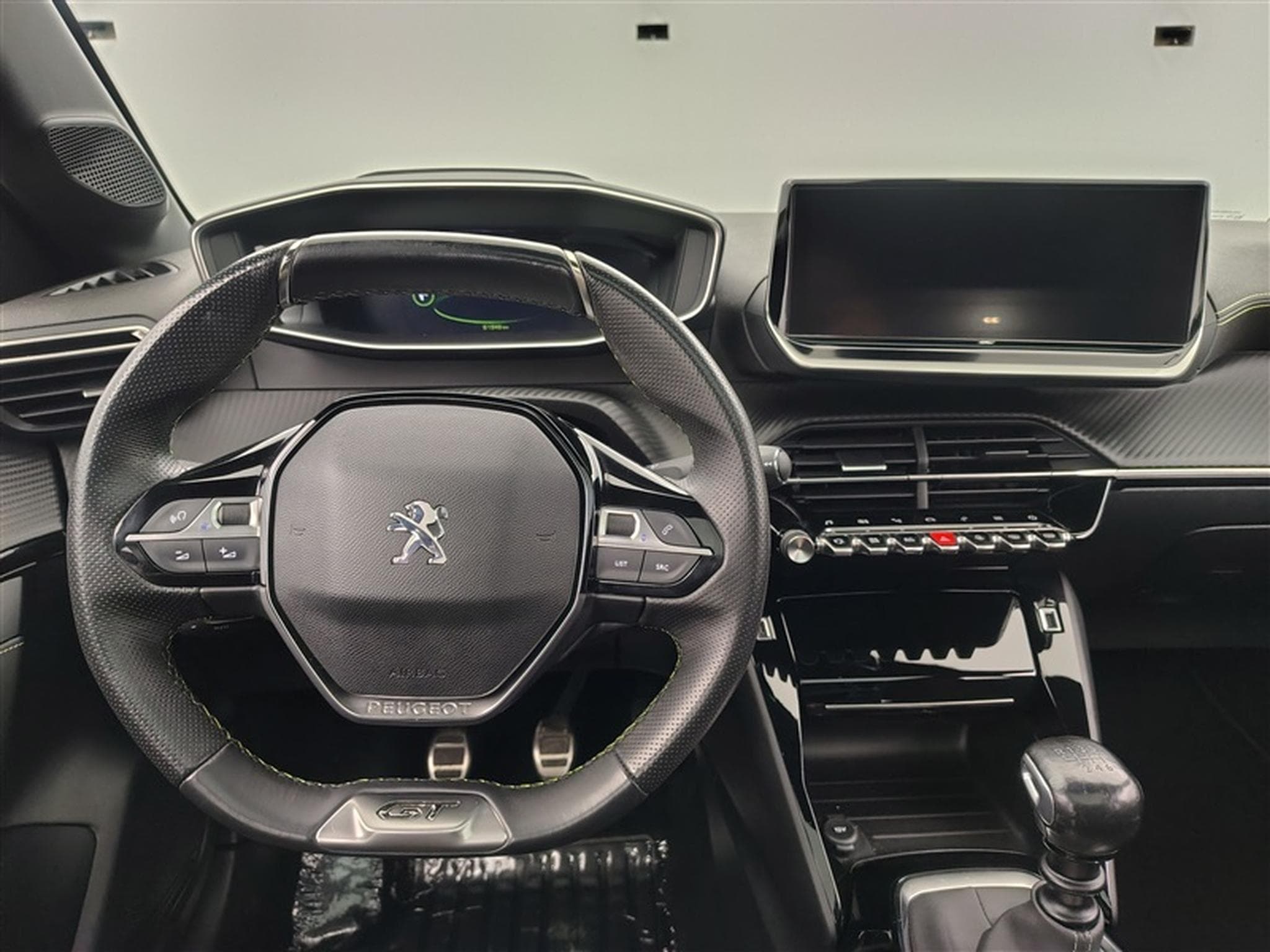 Peugeot 208 1.2i  GT Navi/CarPlay/Toit Pano/Caméra/PDC/... (2022) - Photo 9