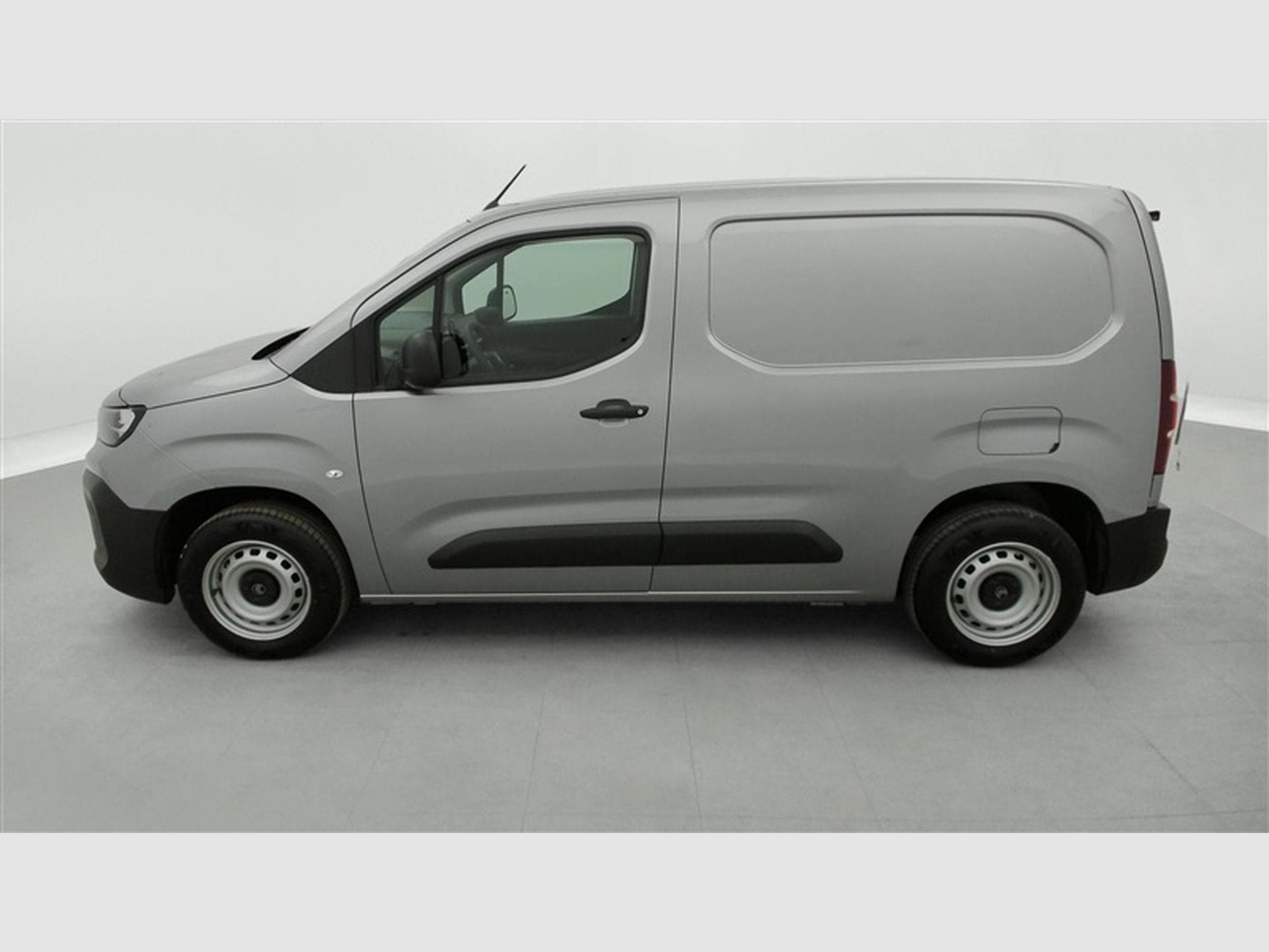 Citroën Berlingo 1.5 BlueHDi 100cv M 3pl. CARPLAY / CAMERA (2026) - Photo 3