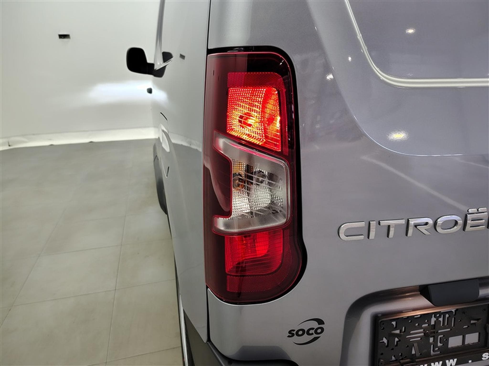 Citroën Berlingo 1.5 BlueHDi 100cv M 3pl. CARPLAY / CAMERA (2026) - Photo 16