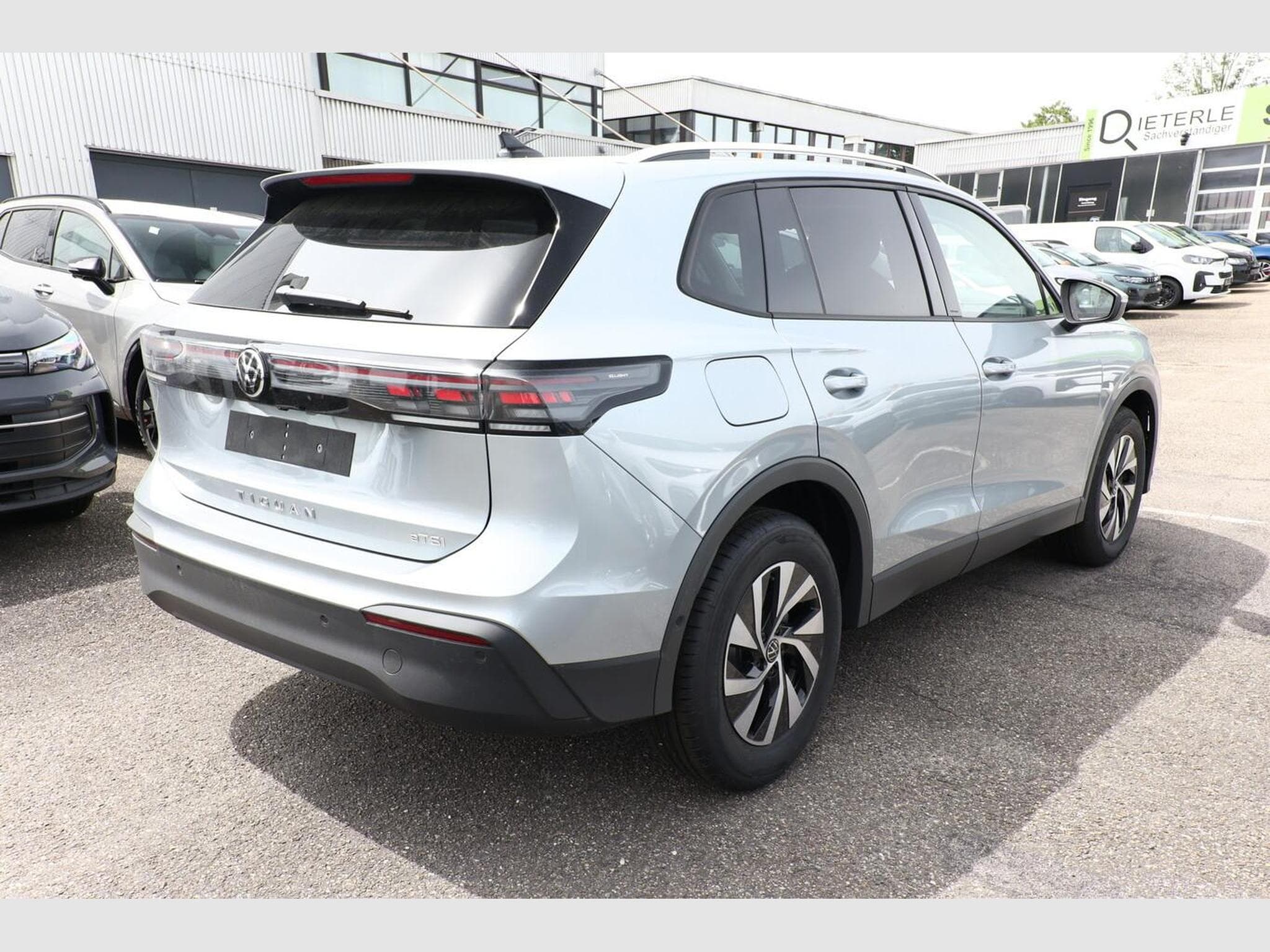 VW Tiguan DSG LED+ Nav (2026) - Foto 3