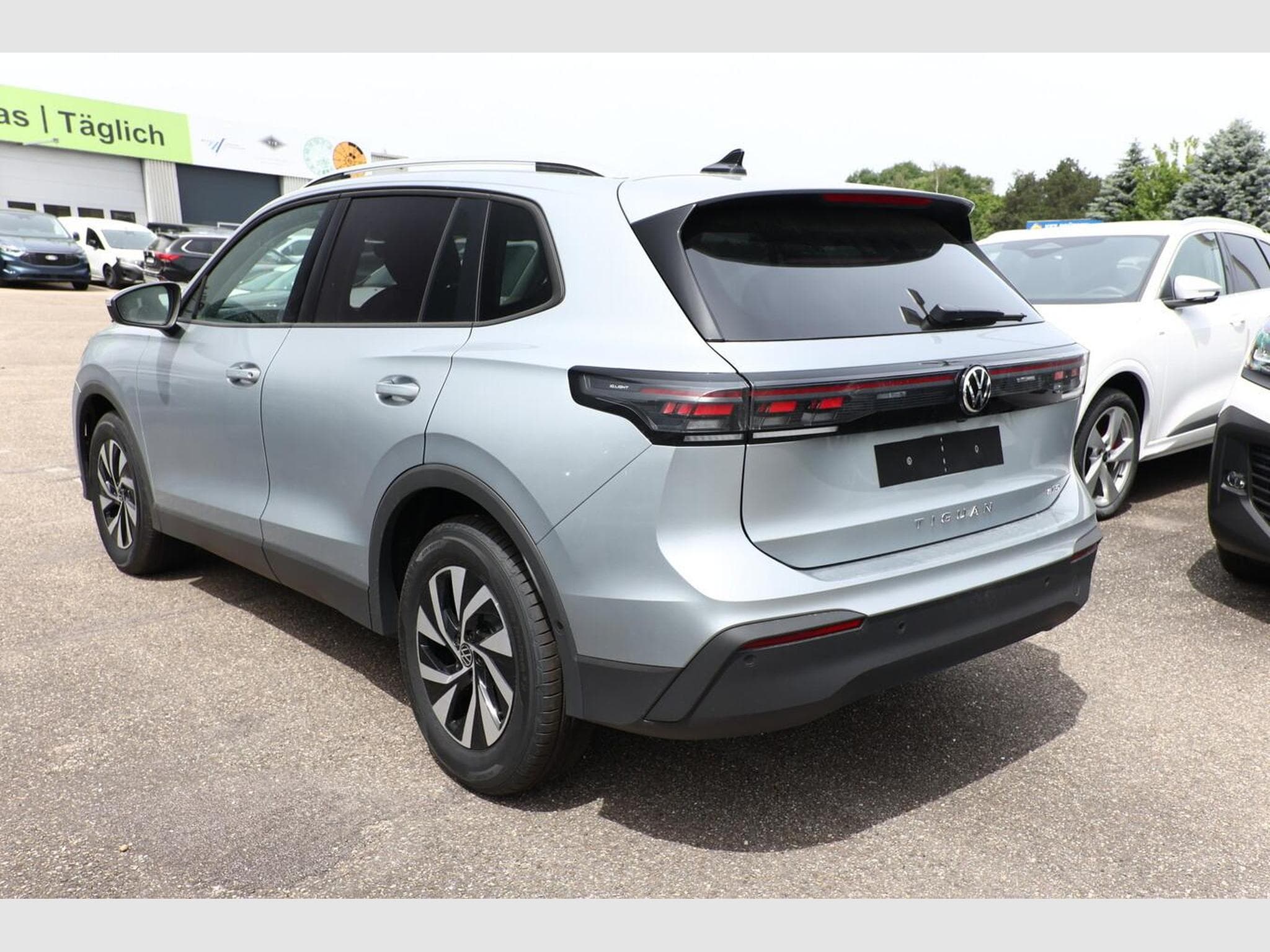 VW Tiguan DSG LED+ Nav (2026) - Foto 4