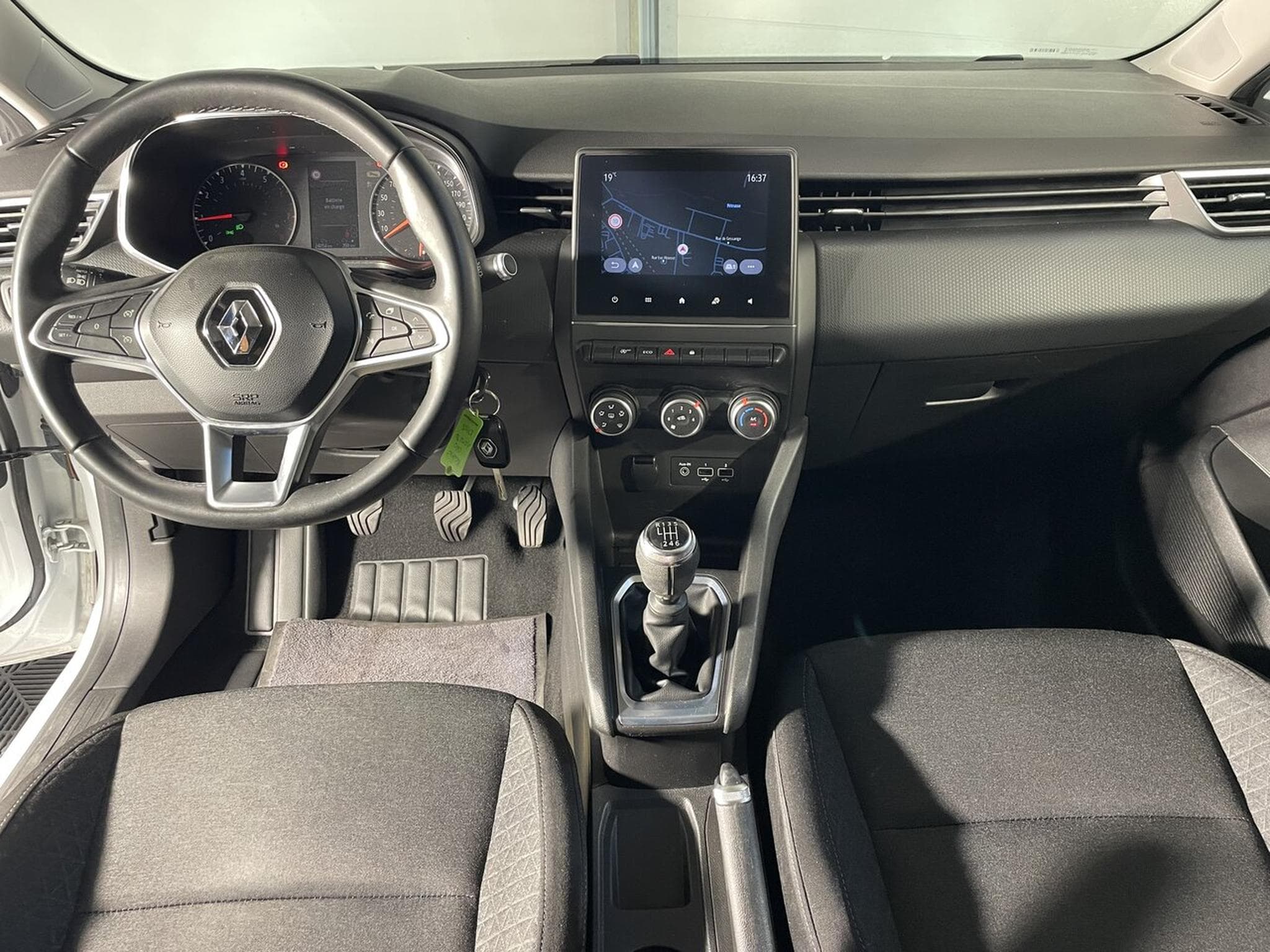 Renault Clio V 1.0 TCE 90 CORPORATE GPS CARPLAY (2021) - Photo 3