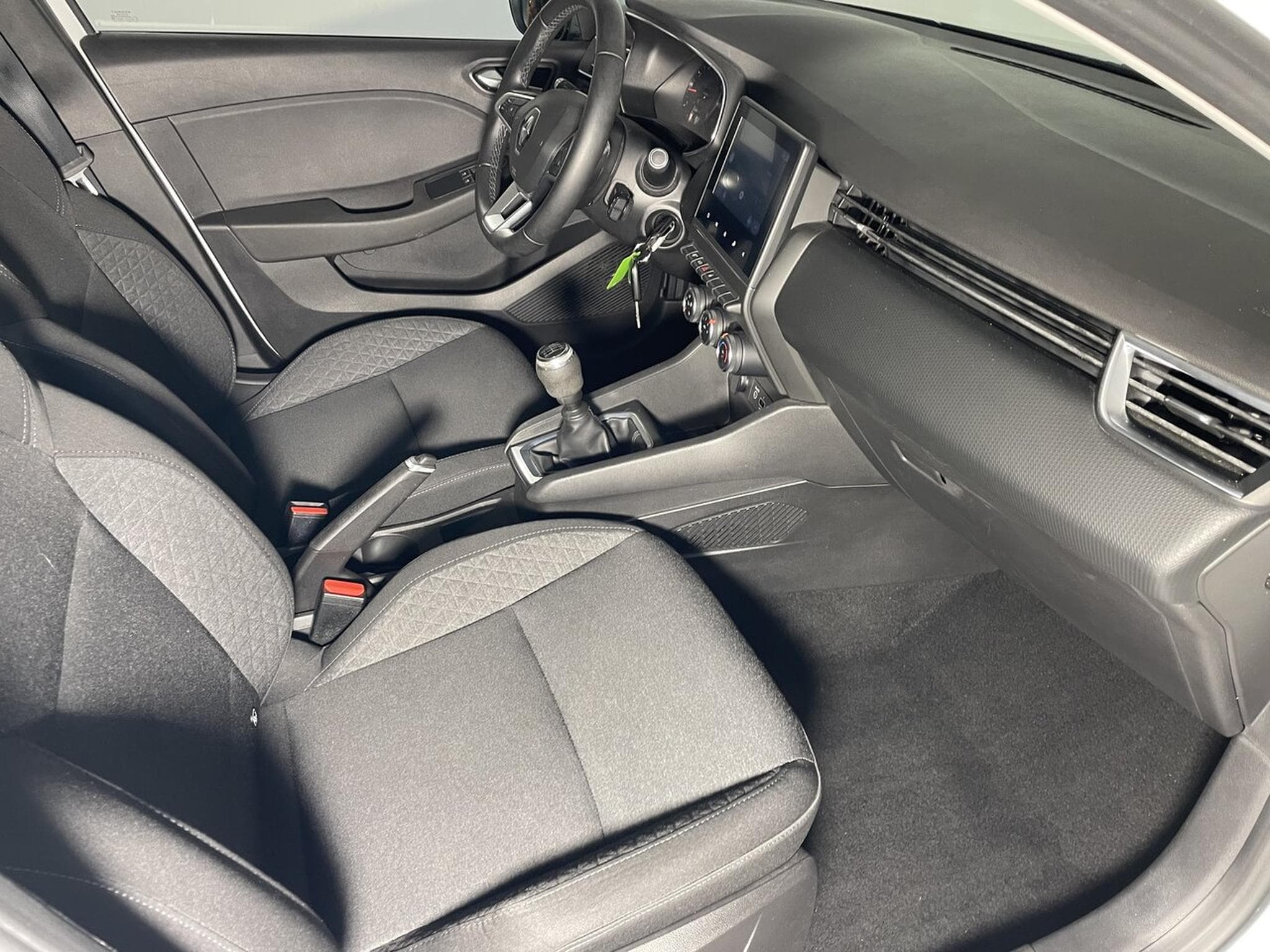 Renault Clio V 1.0 TCE 90 CORPORATE GPS CARPLAY (2021) - Photo 8