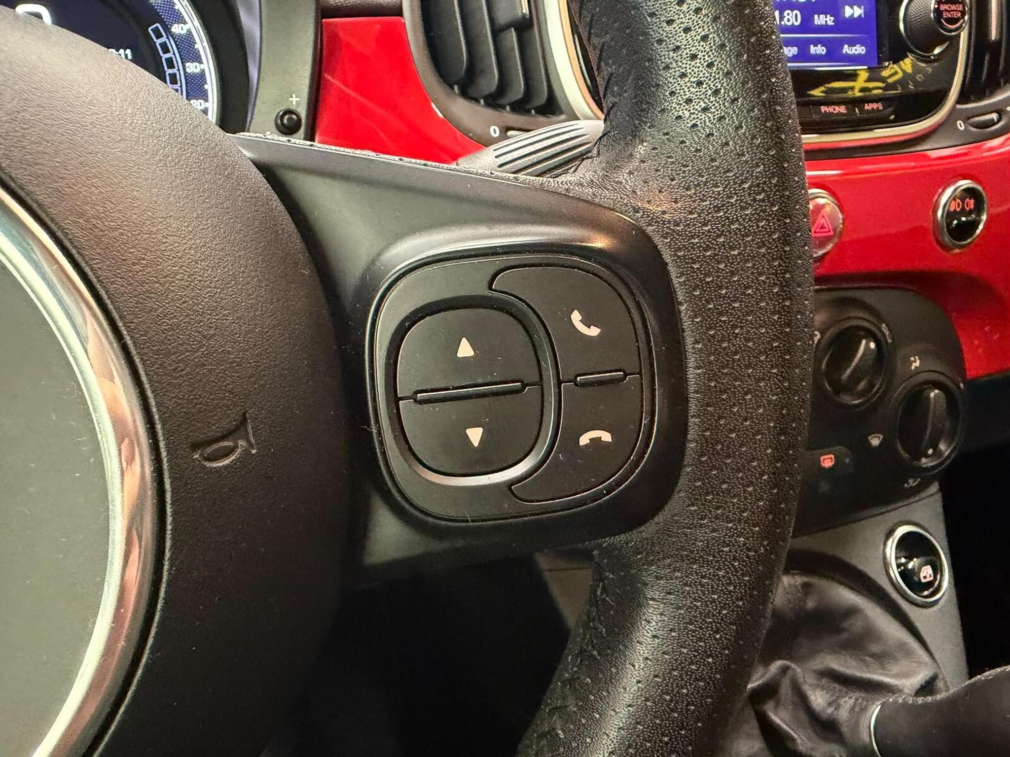 Abarth 595 abarth 595 1.4 Essence Manuelle (2017) - Photo 11