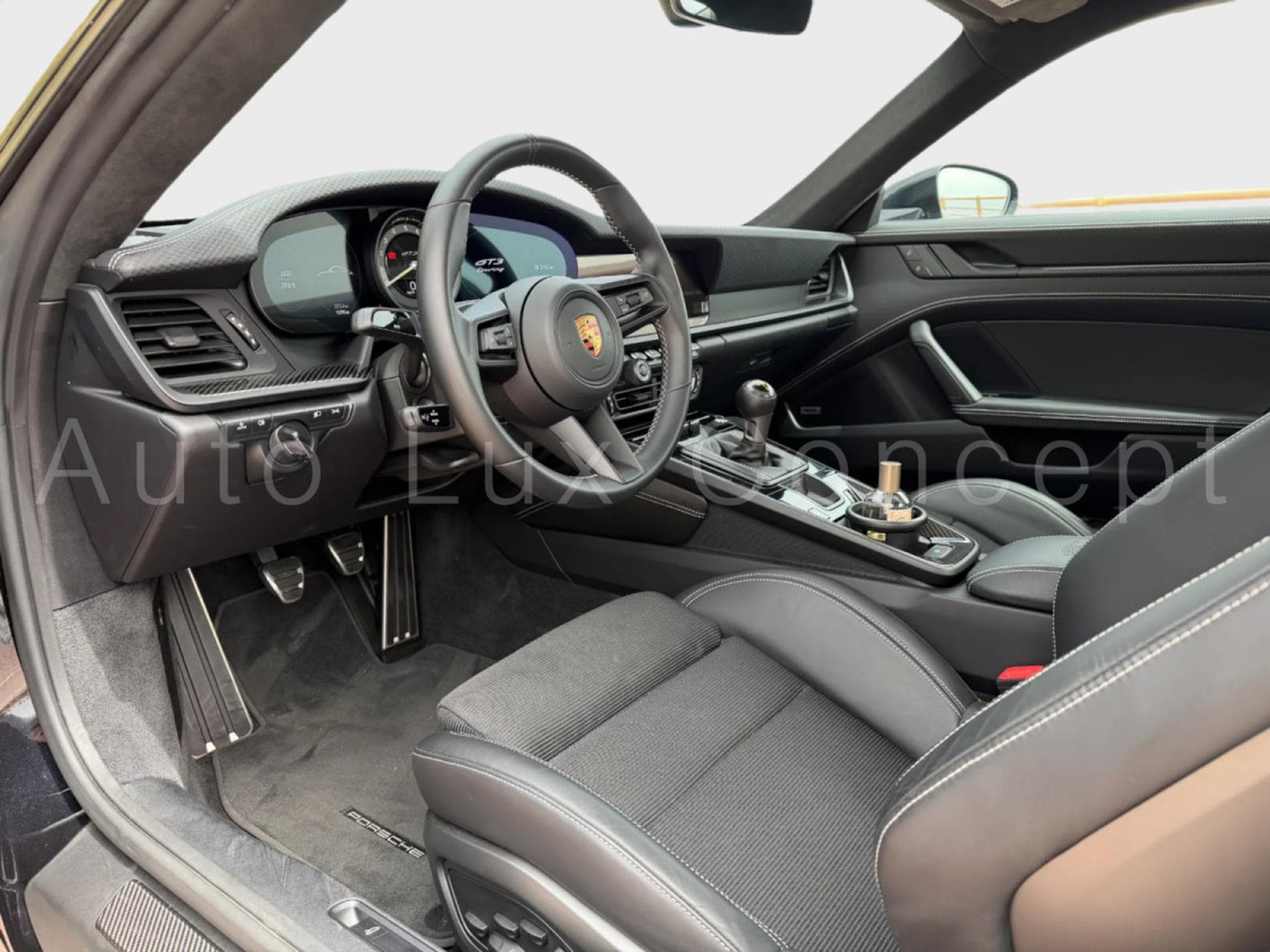Porsche 911 911 GT3 Pack Touring (2022) - Photo 7