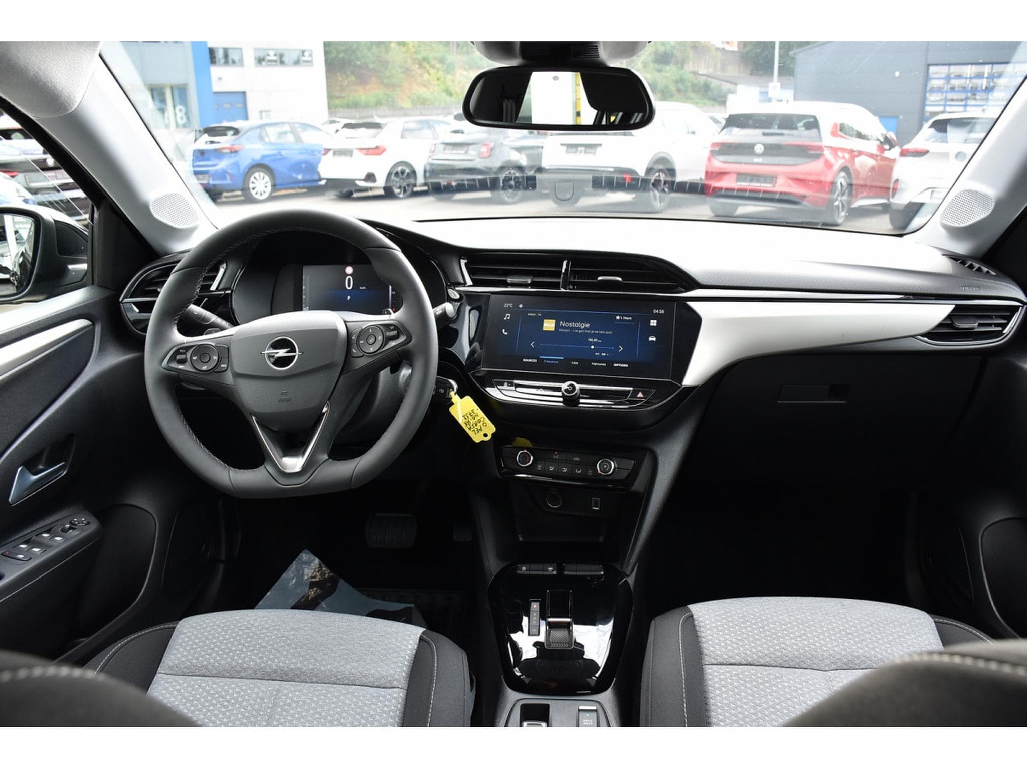 Opel Corsa 1.2 Turbo Edition AT8 REGUL LANE SIDE CAM JA 1° MAIN (2025) - Photo 9