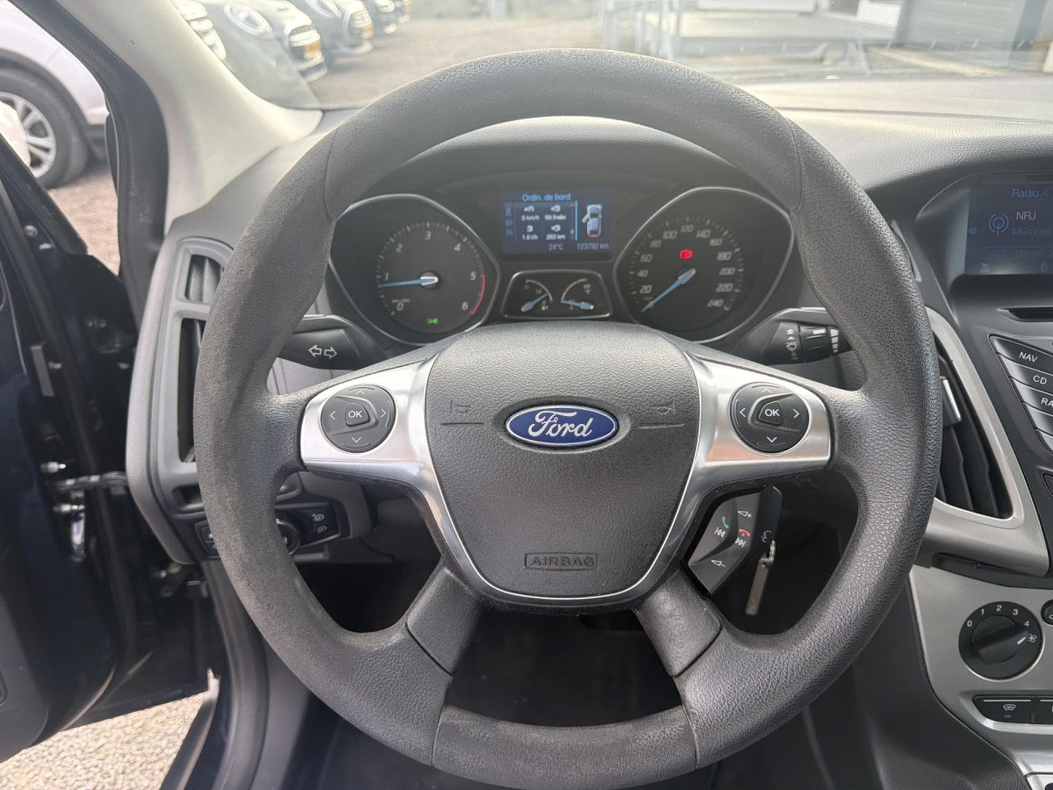 Ford Focus 1.6 TDCI 95CV (2011) - Photo 13