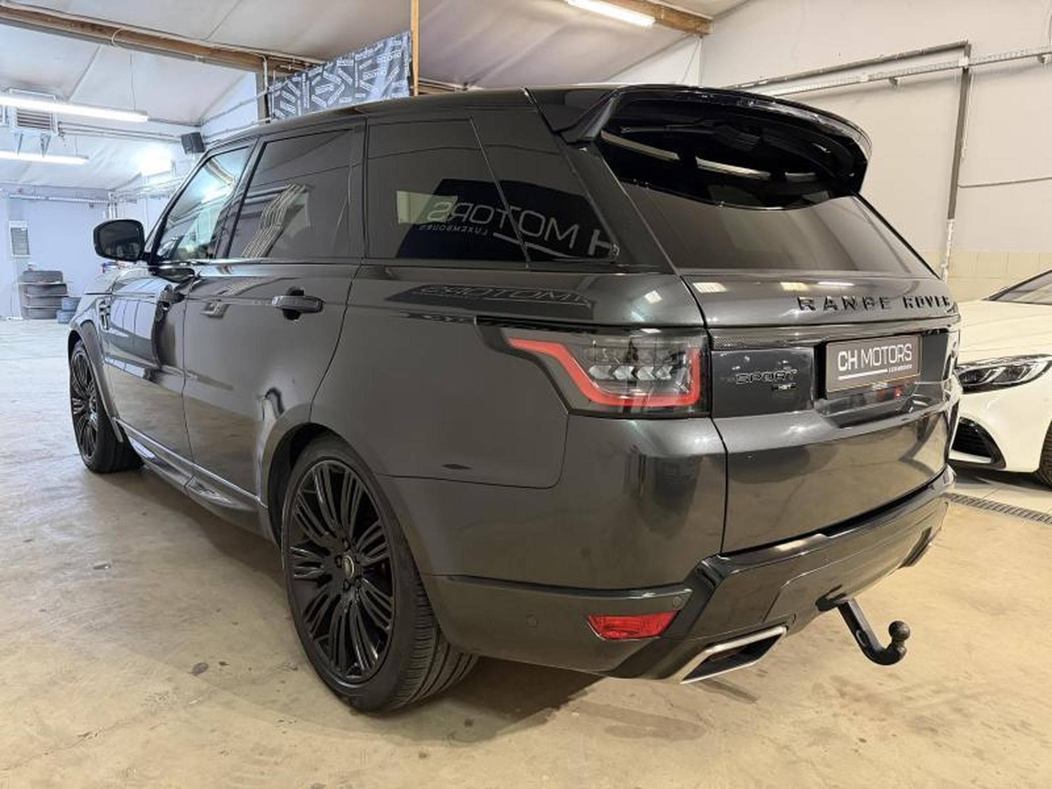 Land-Rover Range Rover Sport P400 HST (2020) - Photo 5