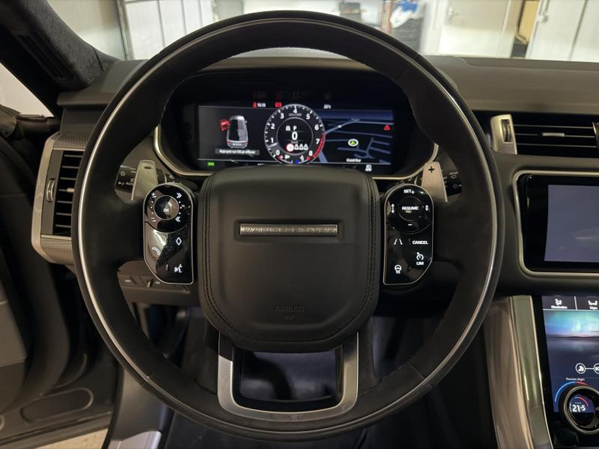 Land-Rover Range Rover Sport P400 HST (2020) - Photo 17