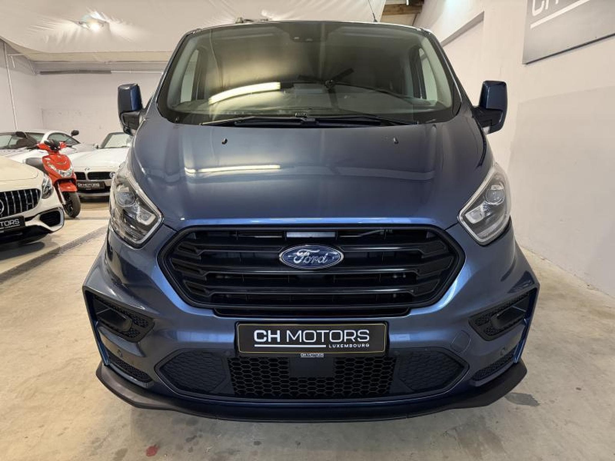 Ford Transit MS RT (2022) - Photo 2