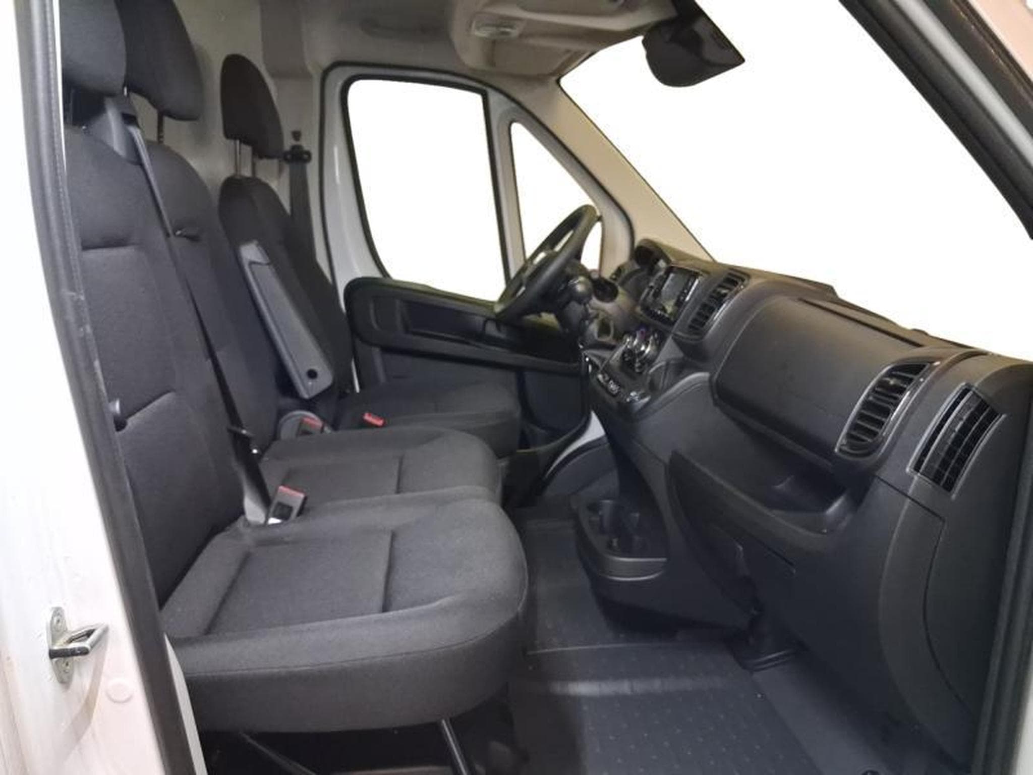 Fiat Ducato 35 L3H2 (2025) - Foto 11