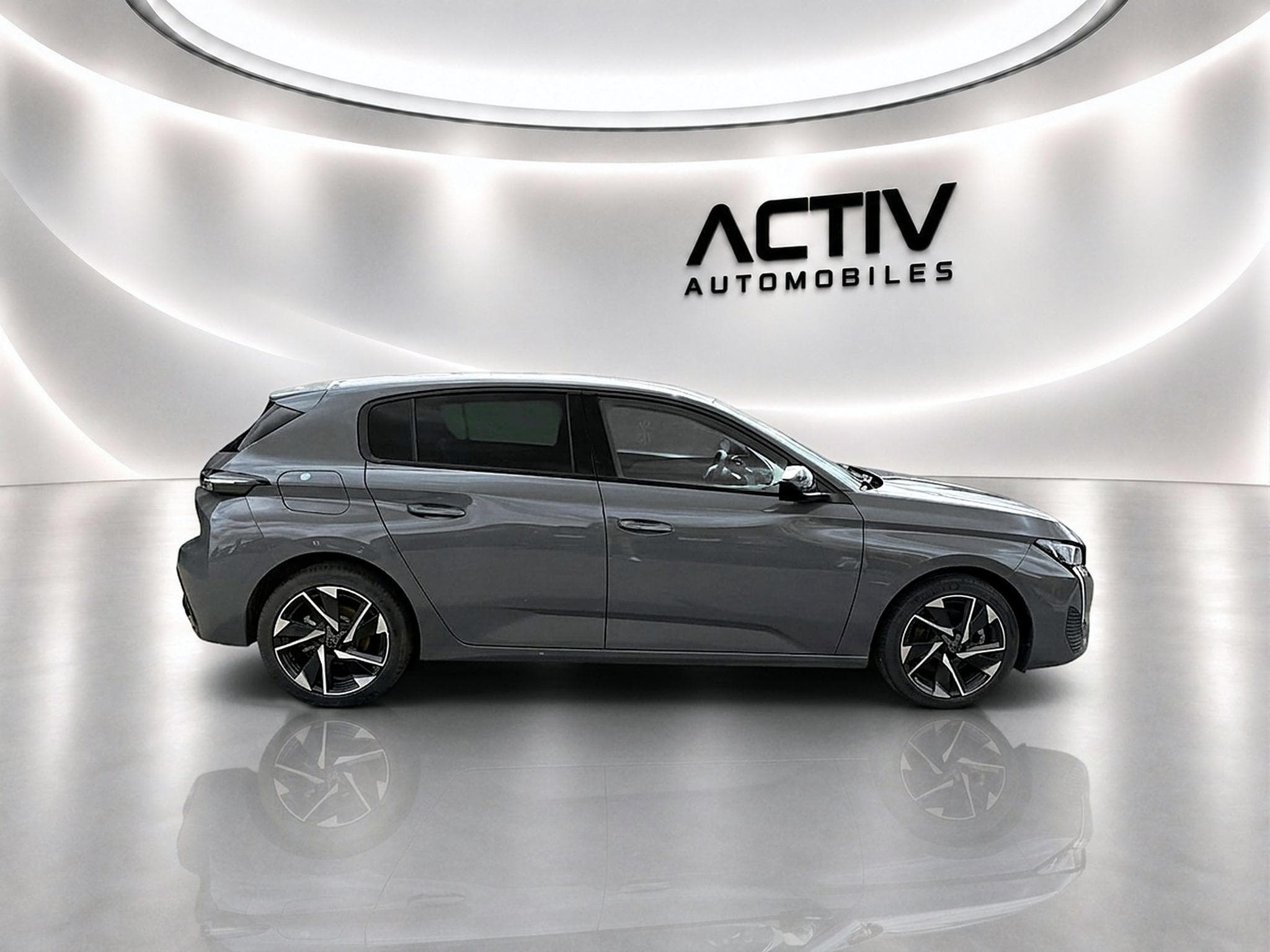 Peugeot 308 1.5 BLUEHDI 130 ALLURE EAT8 (2025) - Photo 8