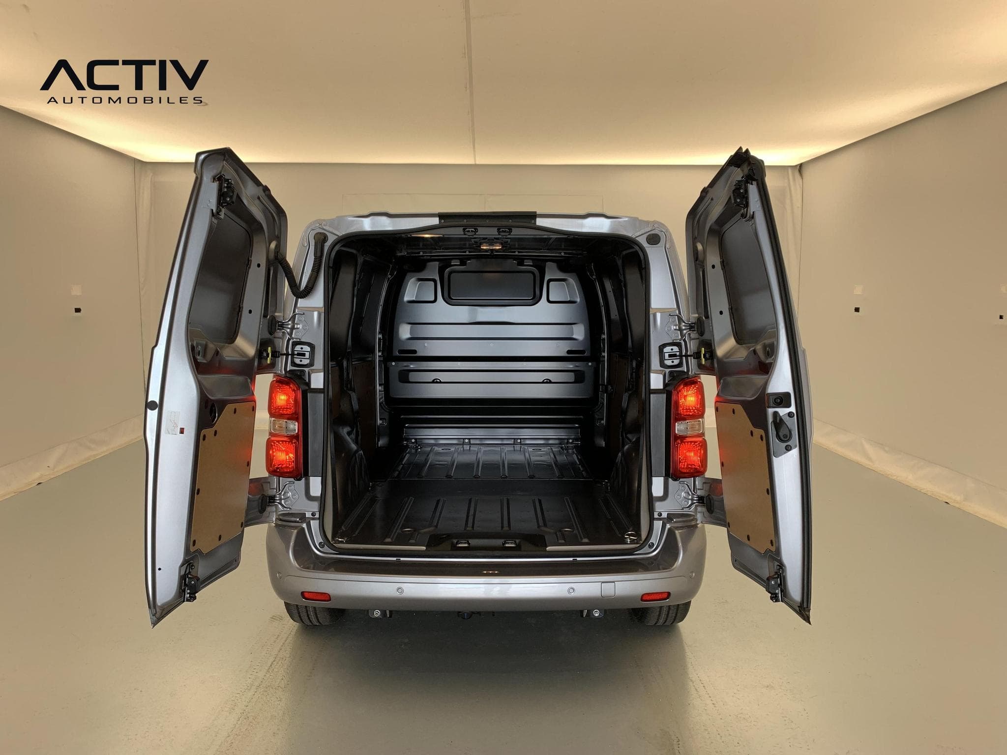 Citroën Jumpy DIESEL 150 CH M AUTOMAT (2026) - Photo 12