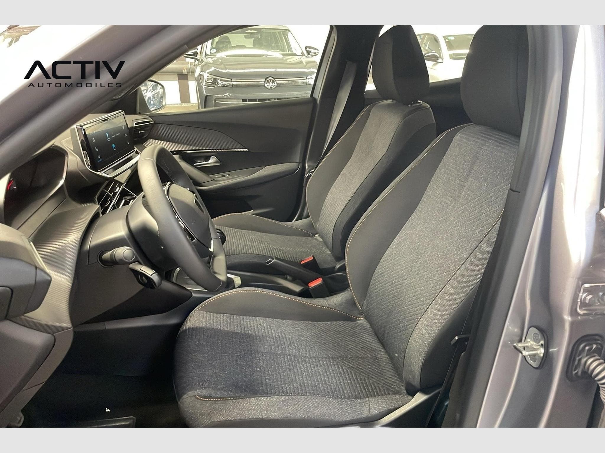 Peugeot 2008 100 S&S BVM6 Style (2025) - Photo 13