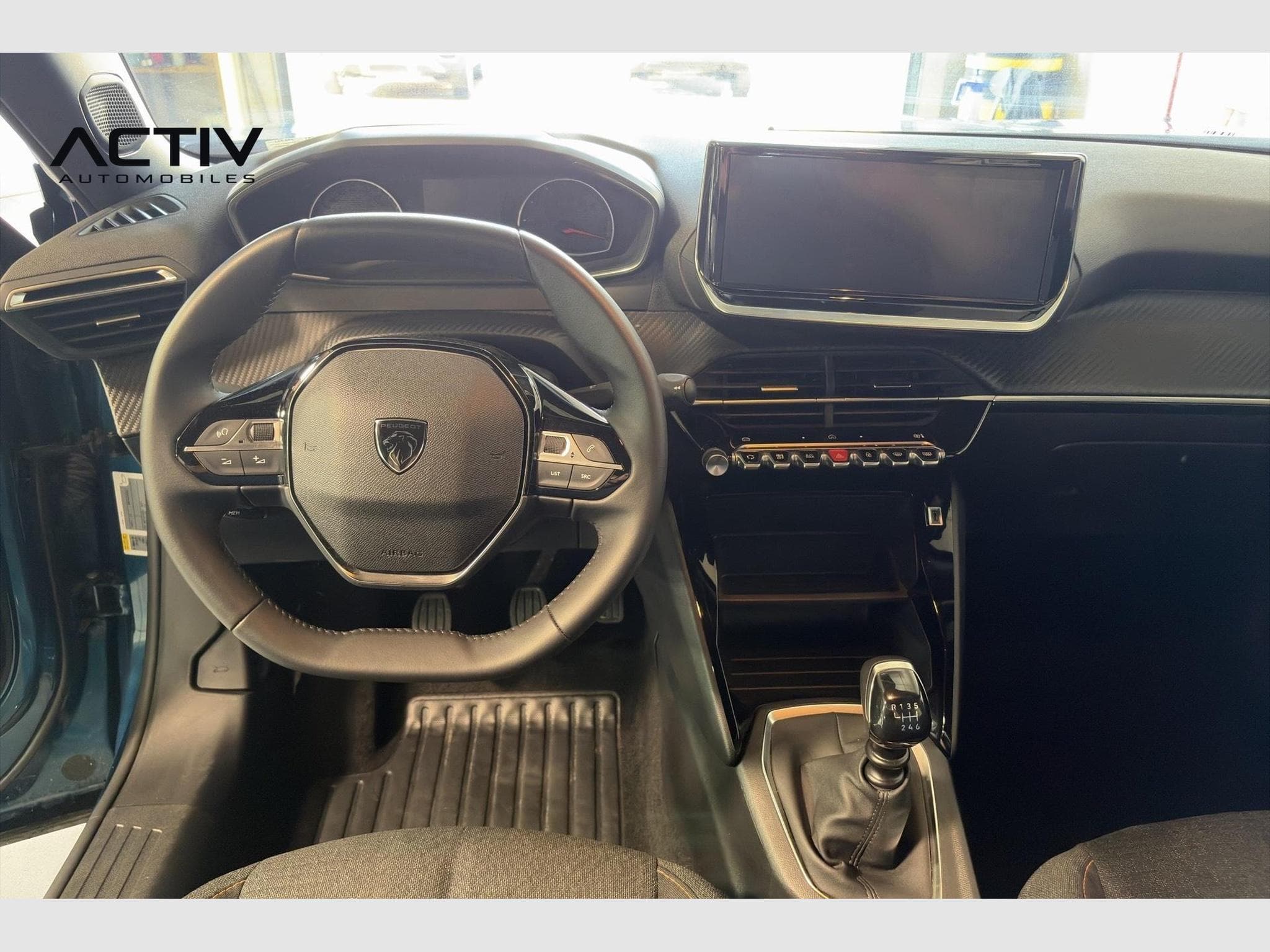 Peugeot 2008 100 S&S BVM6 Style (2025) - Photo 15