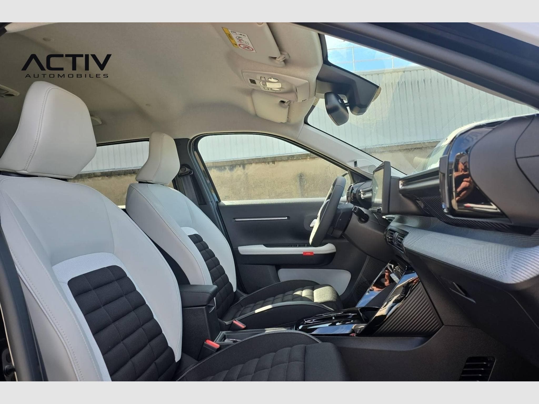 Citroën C3 Aircross Hybride 145 e-DCS6 Max (2026) - Photo 9