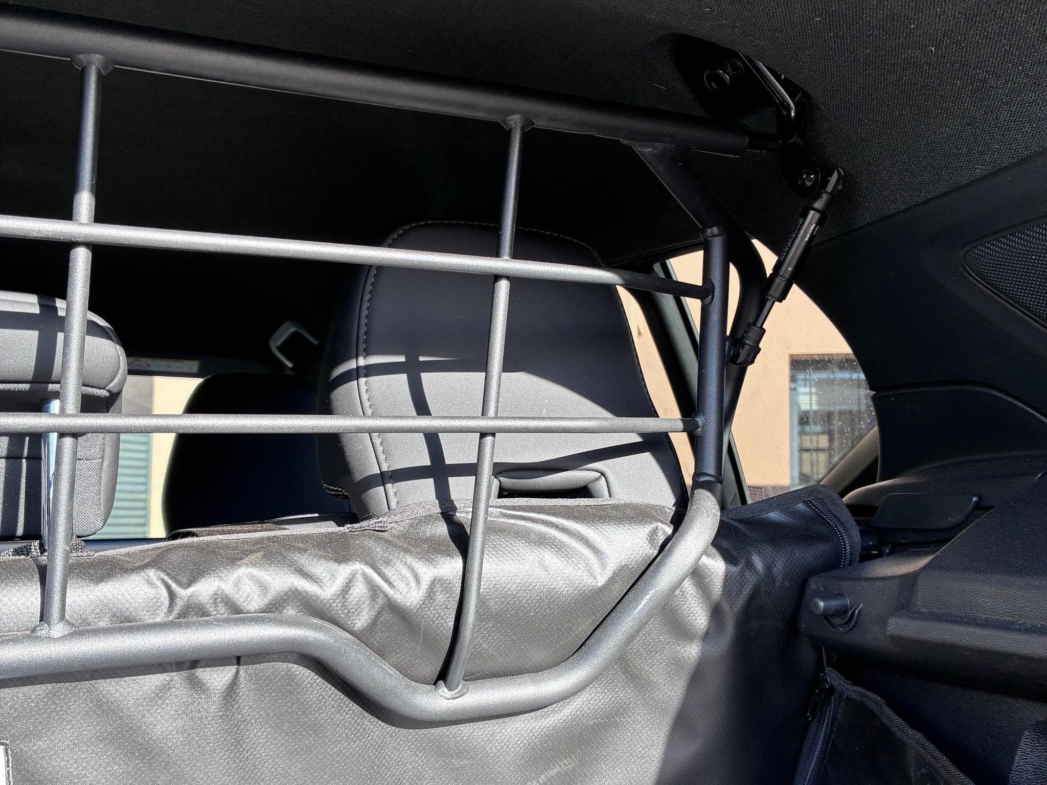 Volvo XC40 XC40 Plus, B3, Mild Hybride Essence Dark (2025) - Photo 10