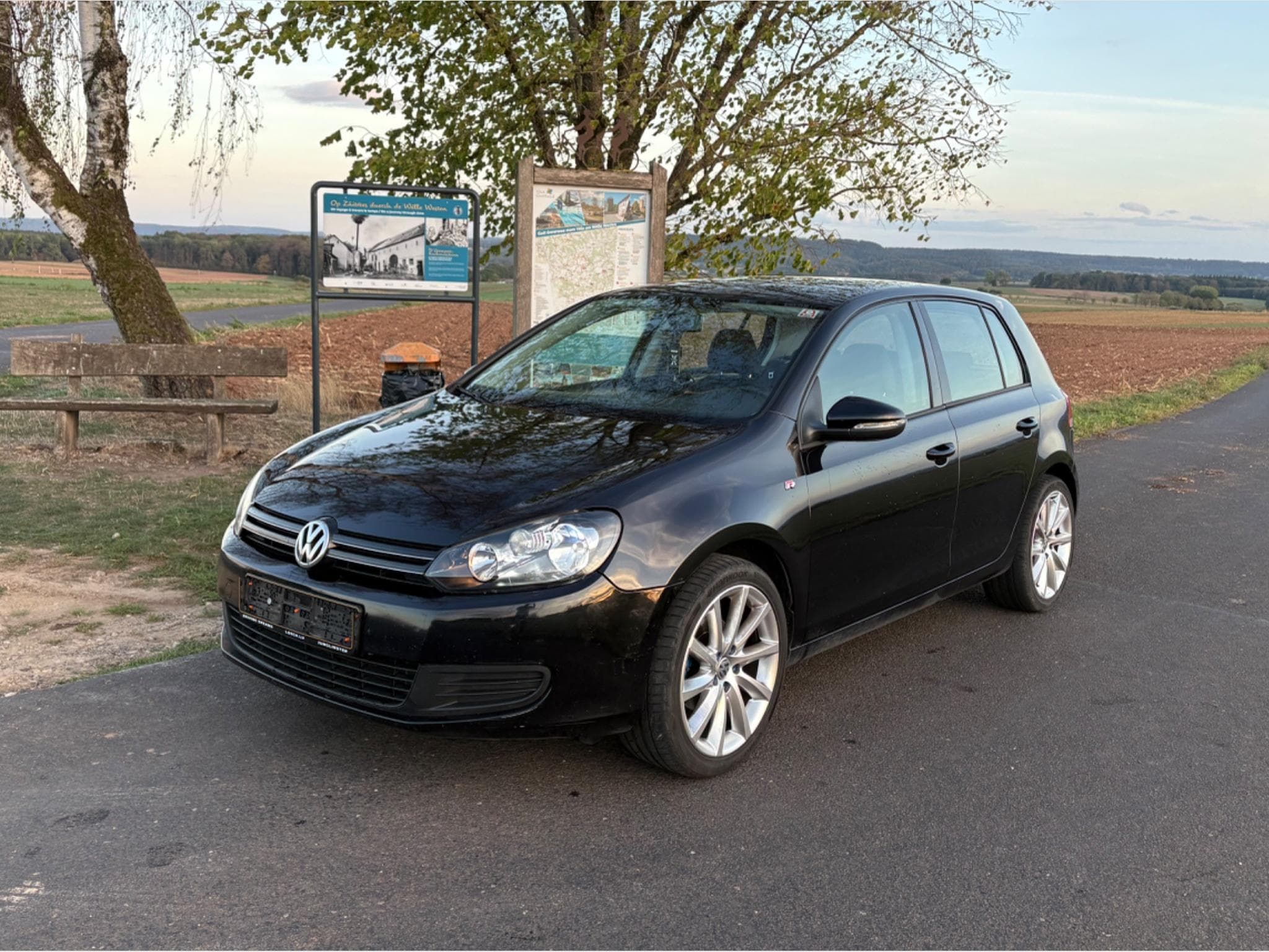 VW Golf VI 1.6TDI (2011) - Photo 1