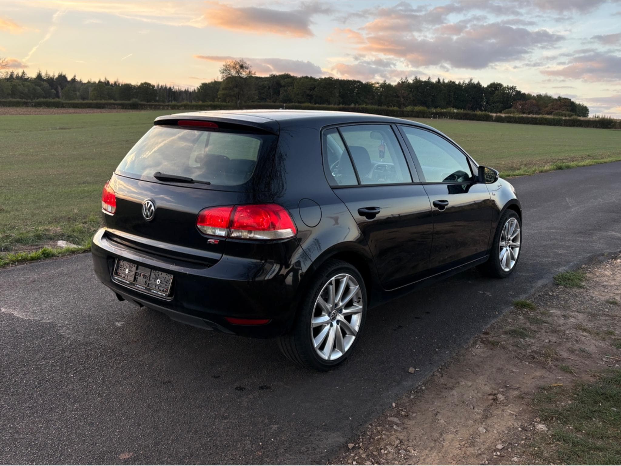 VW Golf VI 1.6TDI (2011) - Photo 2