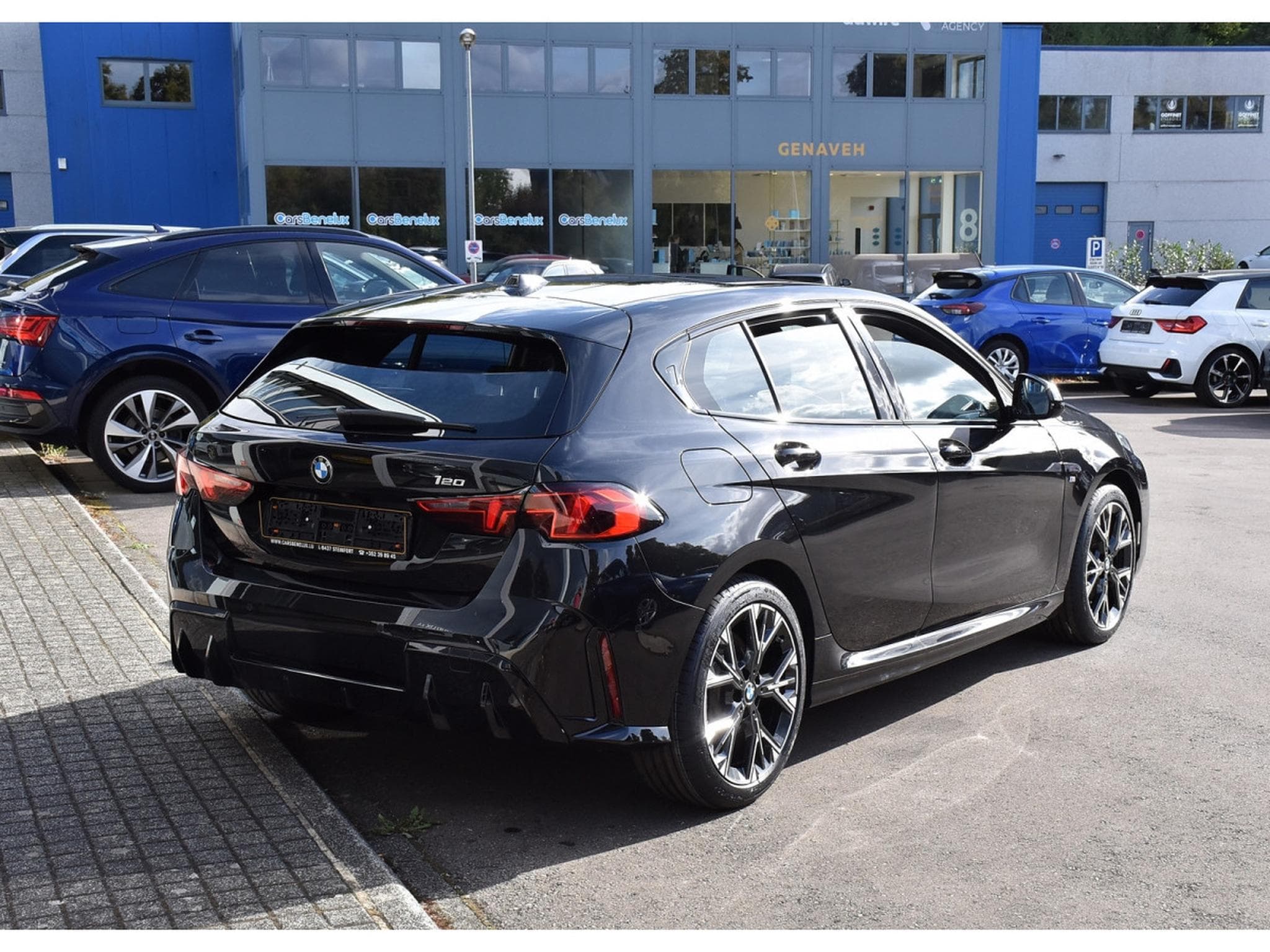 BMW 120 iA "M" Sport TO ACC LANE SIDE CAM 1° MAIN (2026) - Foto 4