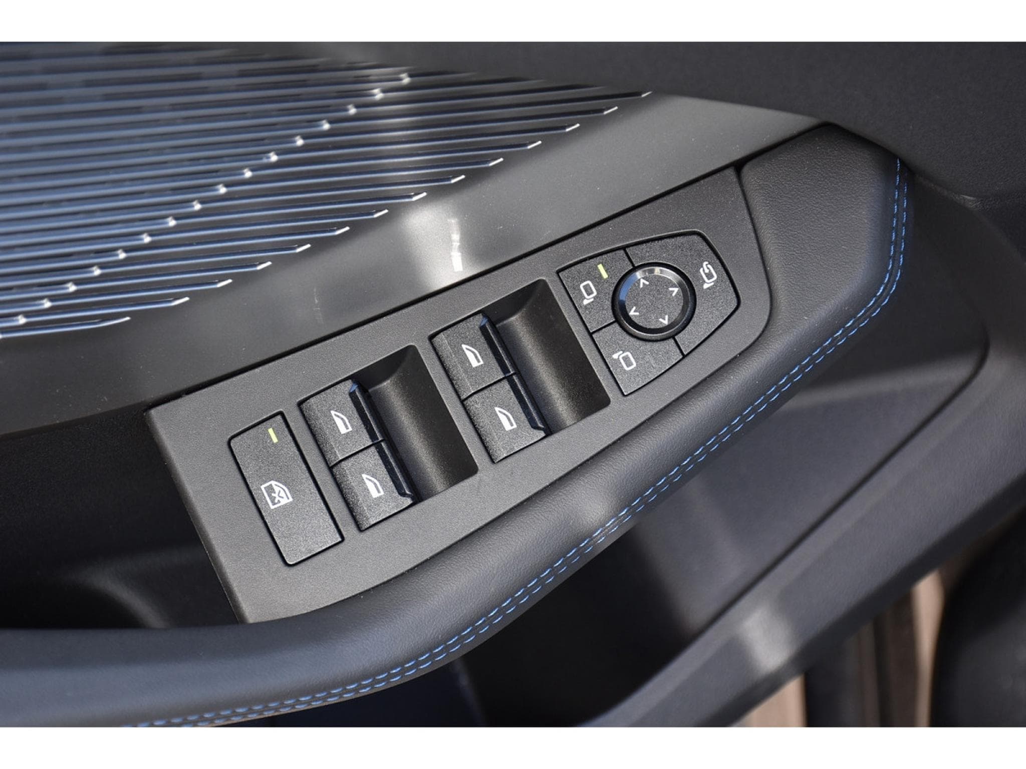 BMW 120 iA "M" Sport TO ACC LANE SIDE CAM 1° MAIN (2026) - Foto 20