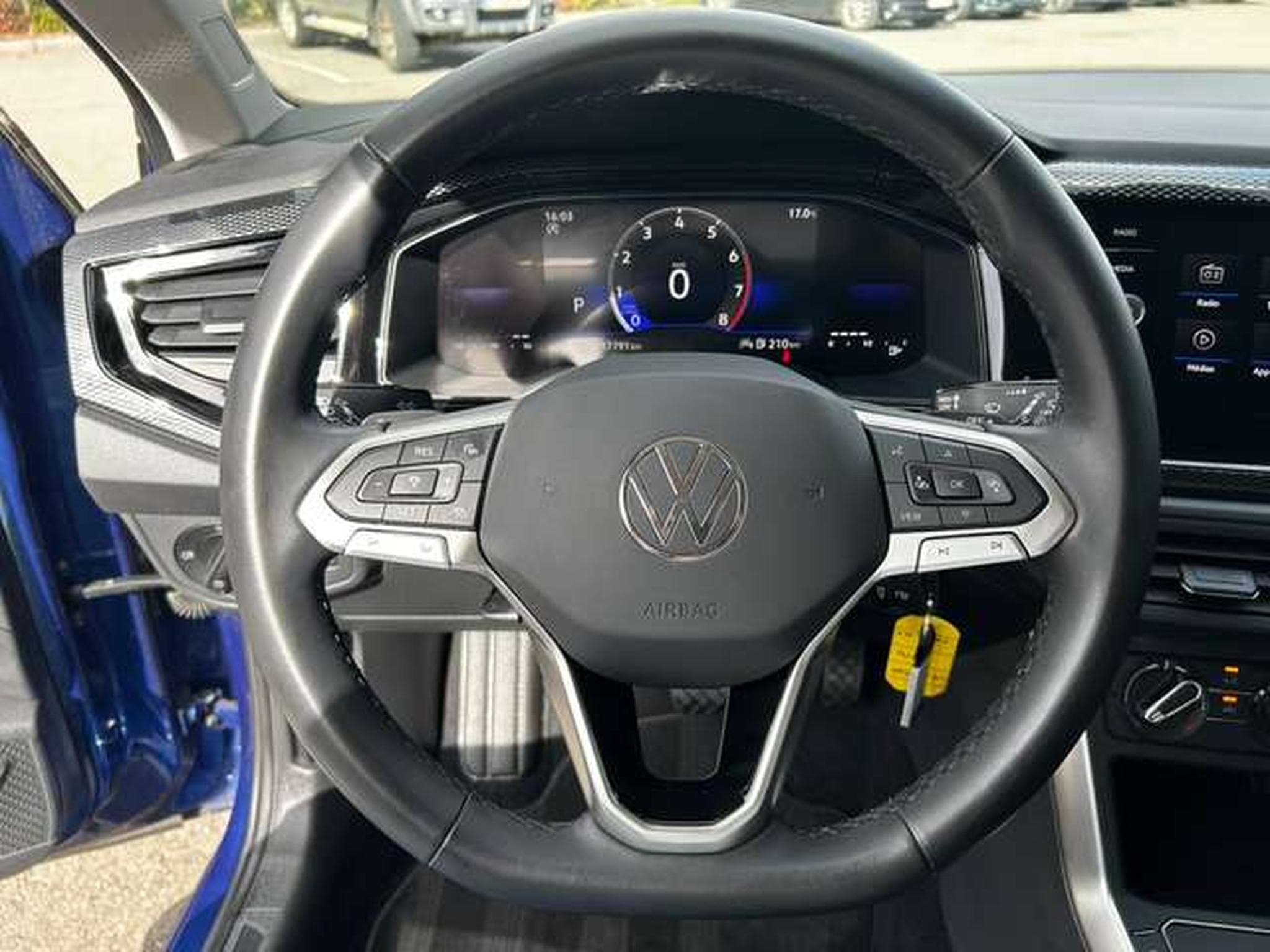VW Taigo 1.0 TSI 110 CV DSG7 LIFE (2024) - Photo 10