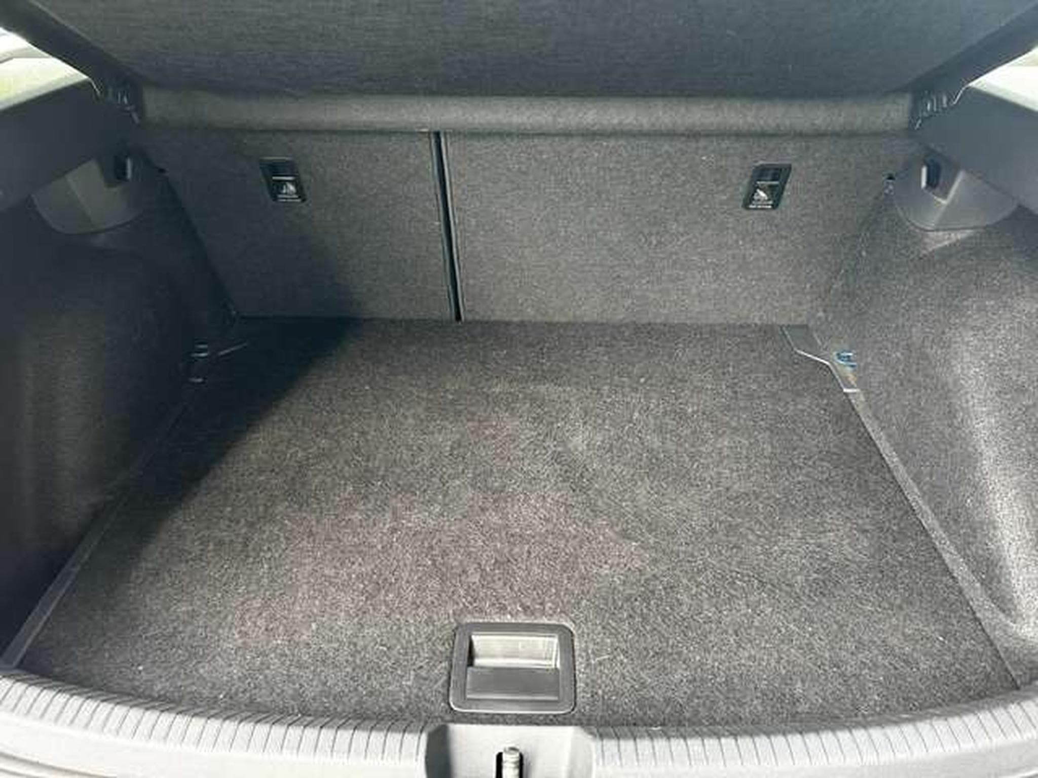VW Taigo 1.0 TSI 110 CV DSG7 LIFE (2024) - Photo 14
