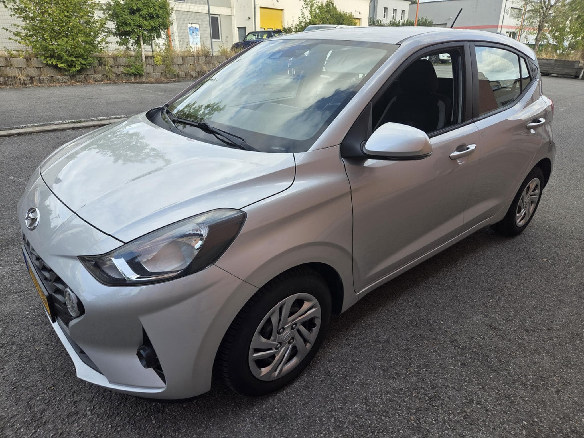 Hyundai i10 1.0 68CV AM2021 (Garantie 12 mois) (2021) - Photo 4