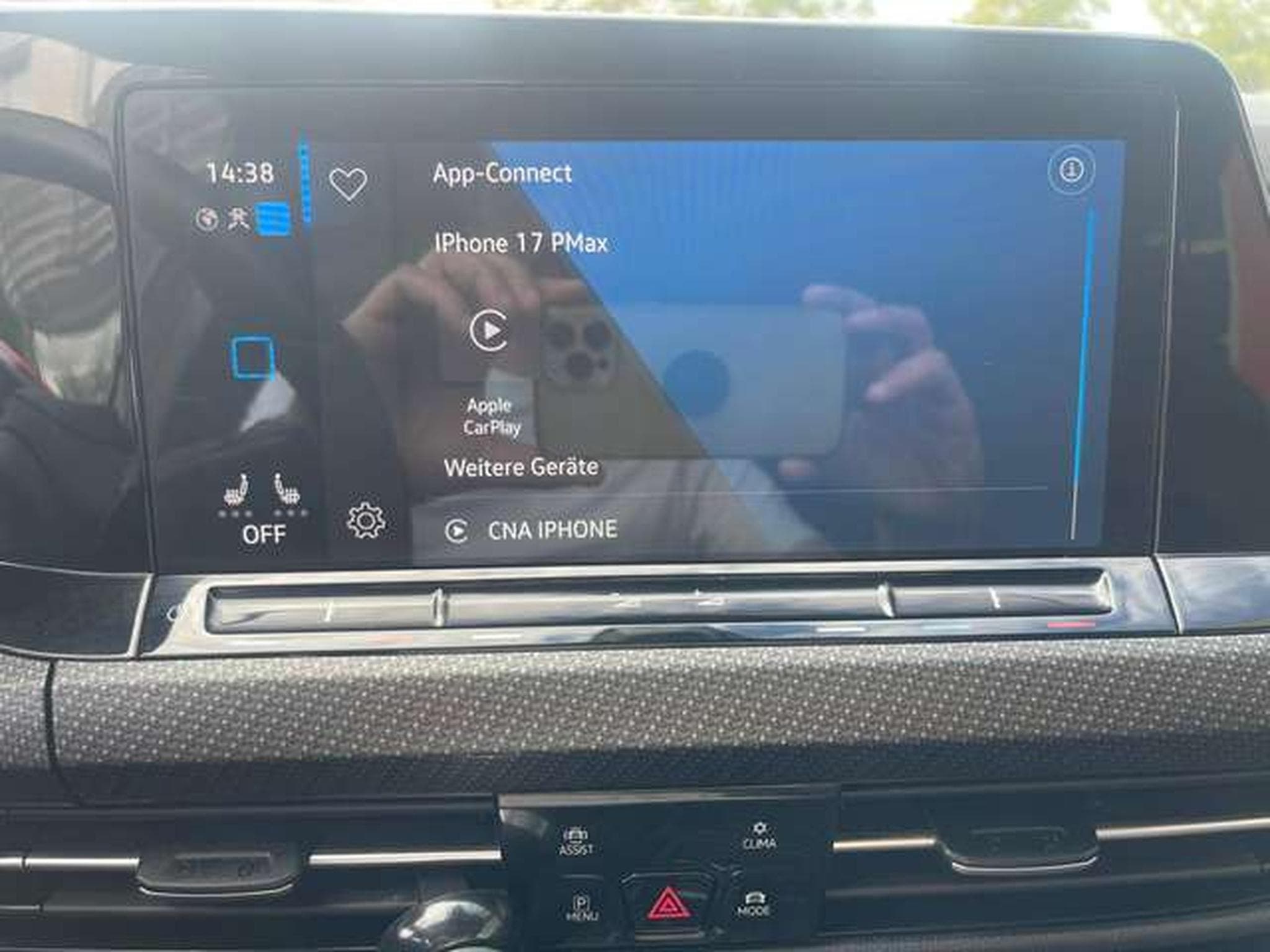 VW Golf (2023) - Photo 19