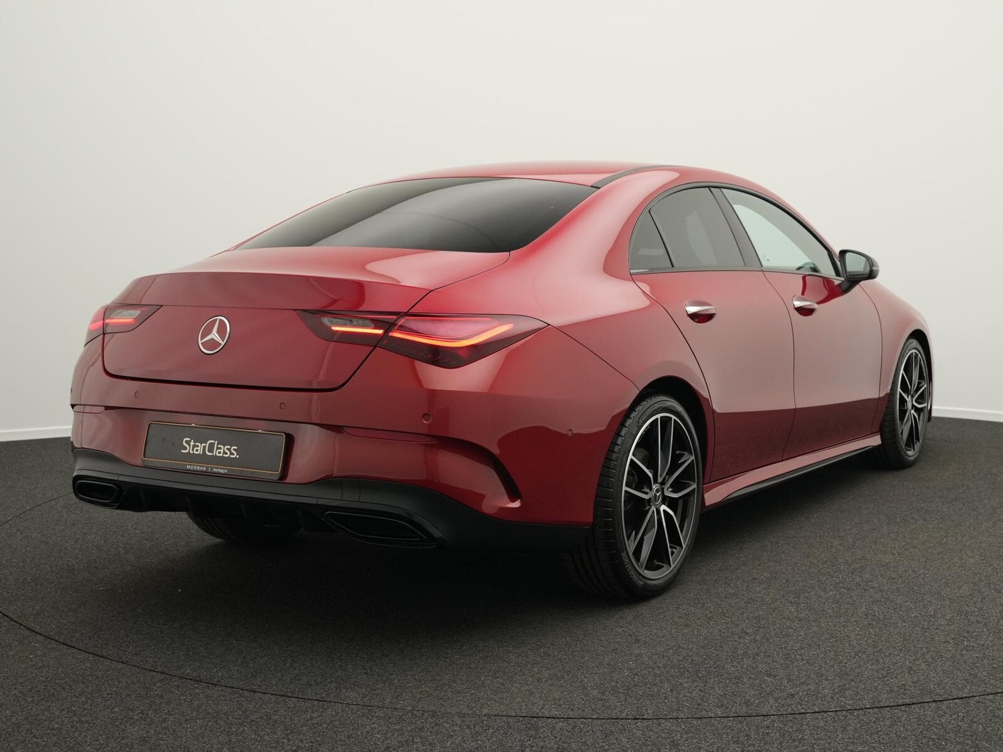 Mercedes CLA 200 AMG-Line Cpe Multi+Kamera+Keyless+19" (2025) - Photo 3