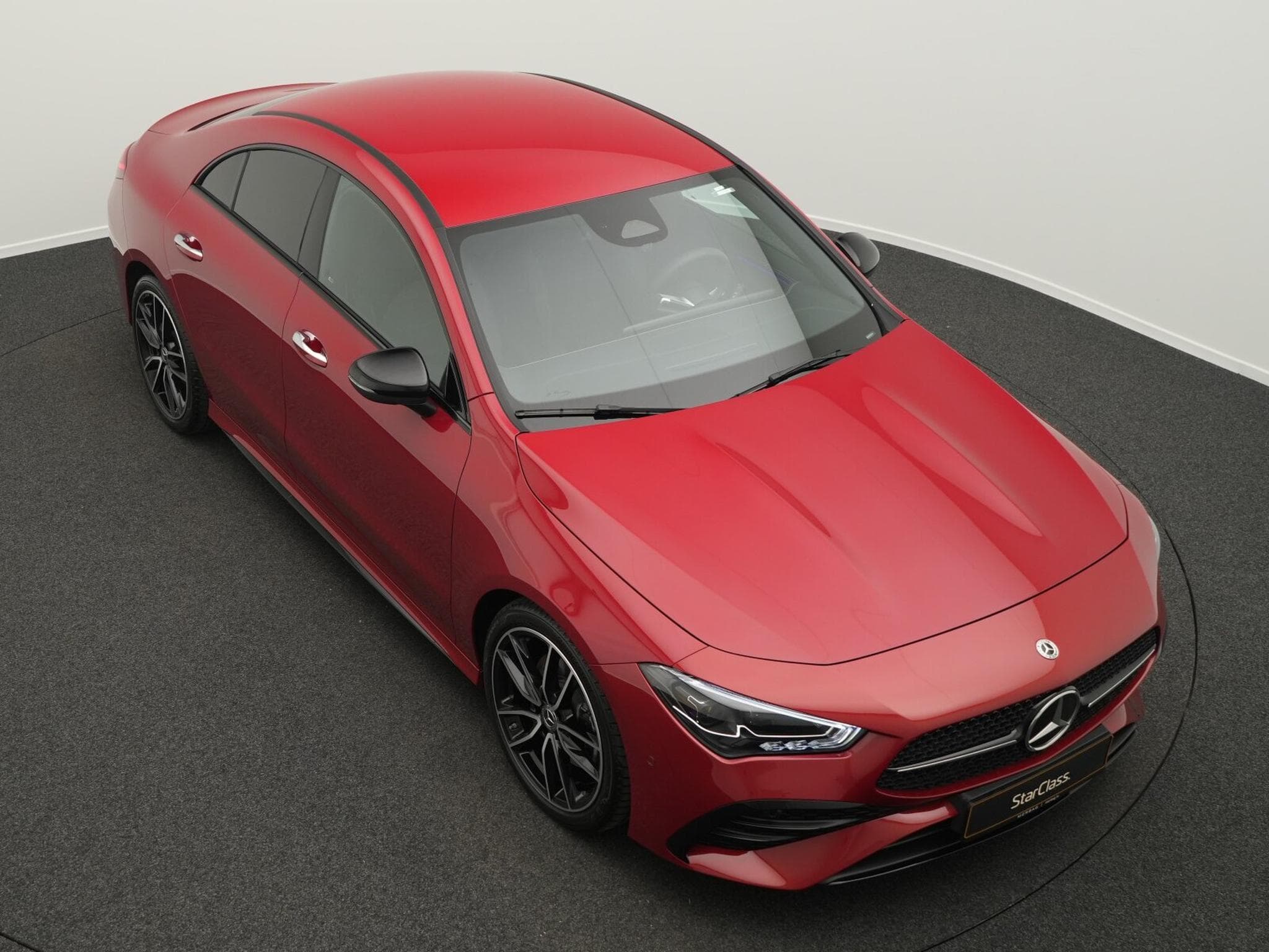 Mercedes CLA 200 AMG-Line Cpe Multi+Kamera+Keyless+19" (2025) - Photo 12