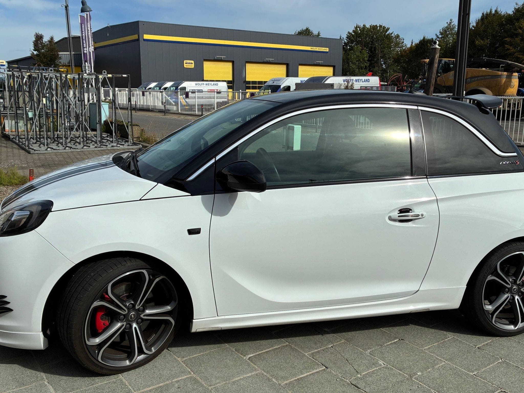 Opel Adam S (2018) - Photo 1