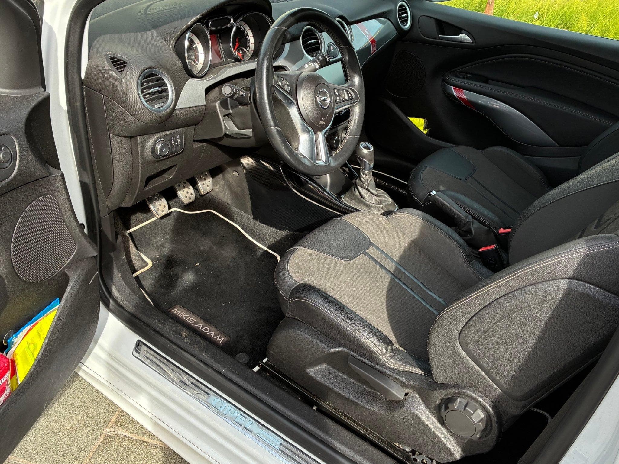 Opel Adam S (2018) - Photo 2